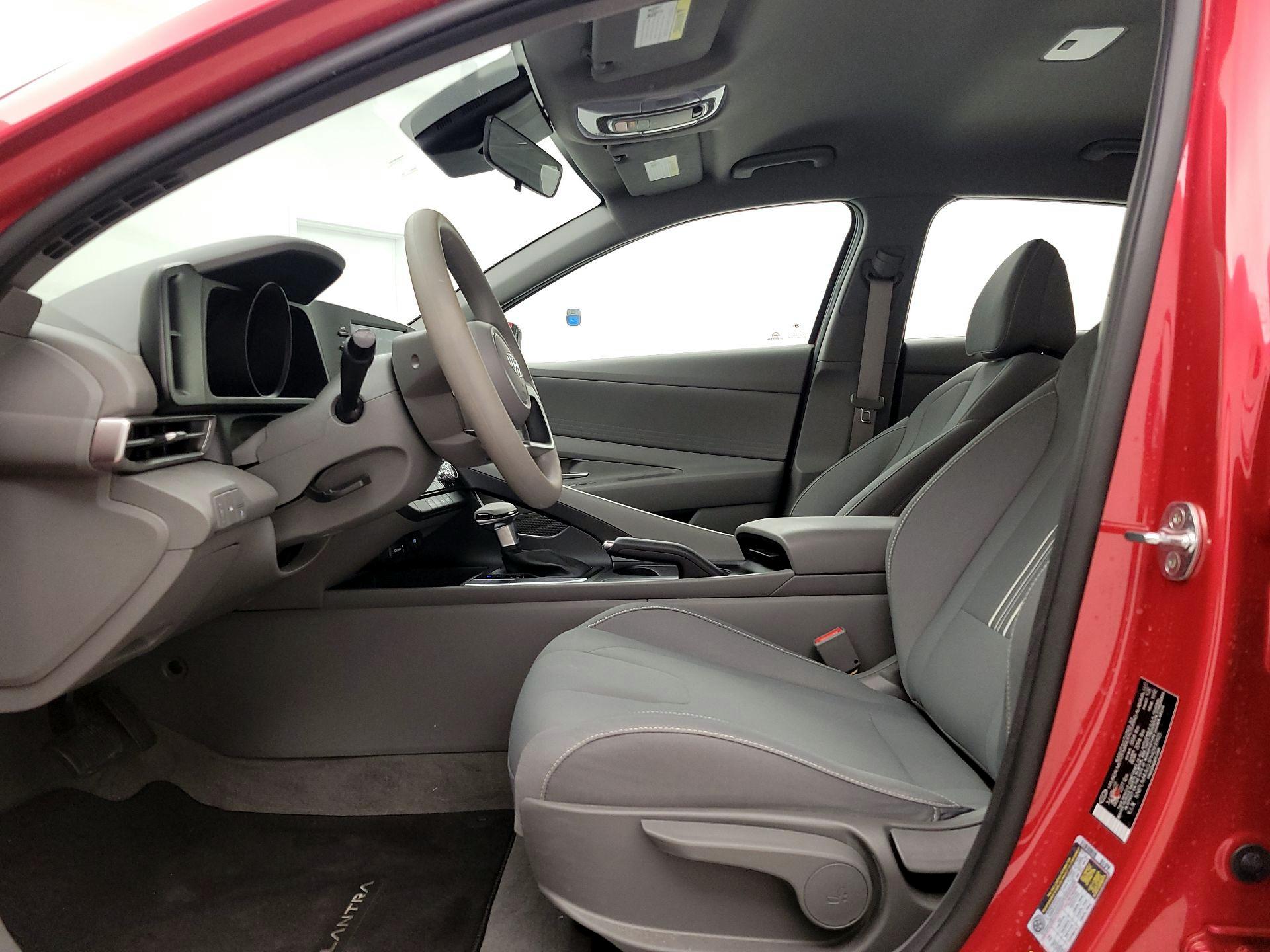 Thumbnail: 2023 Hyundai Elantra - 11
