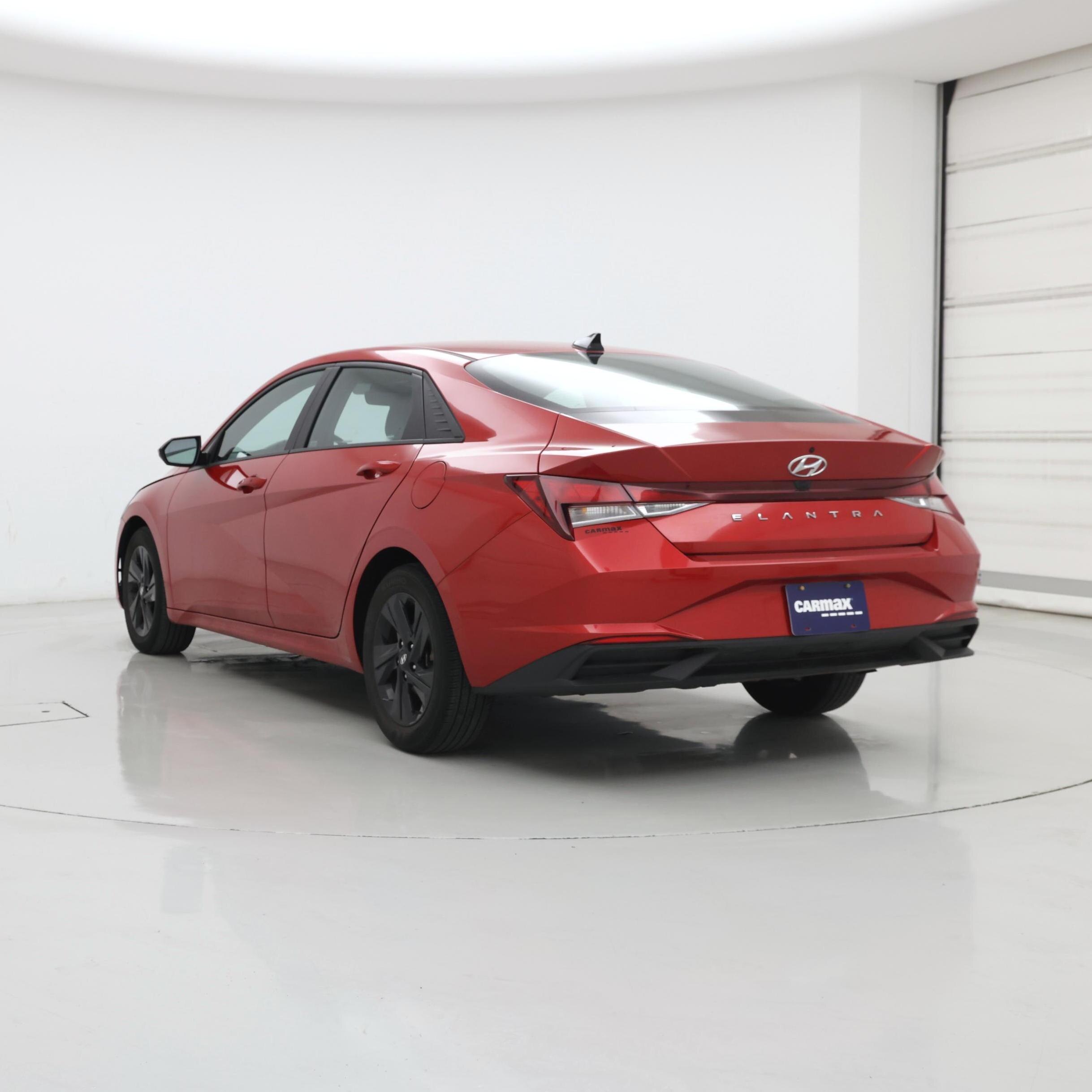 Thumbnail: 2023 Hyundai Elantra - 2