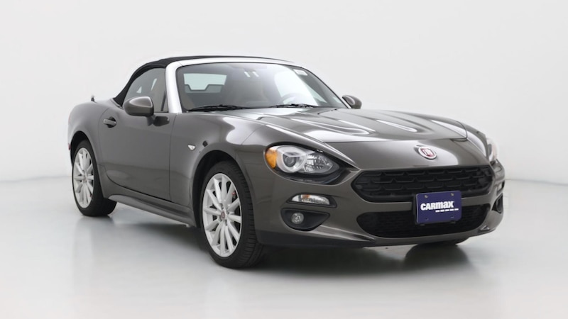 2017 Fiat 124 Spider Lusso Hero Image
