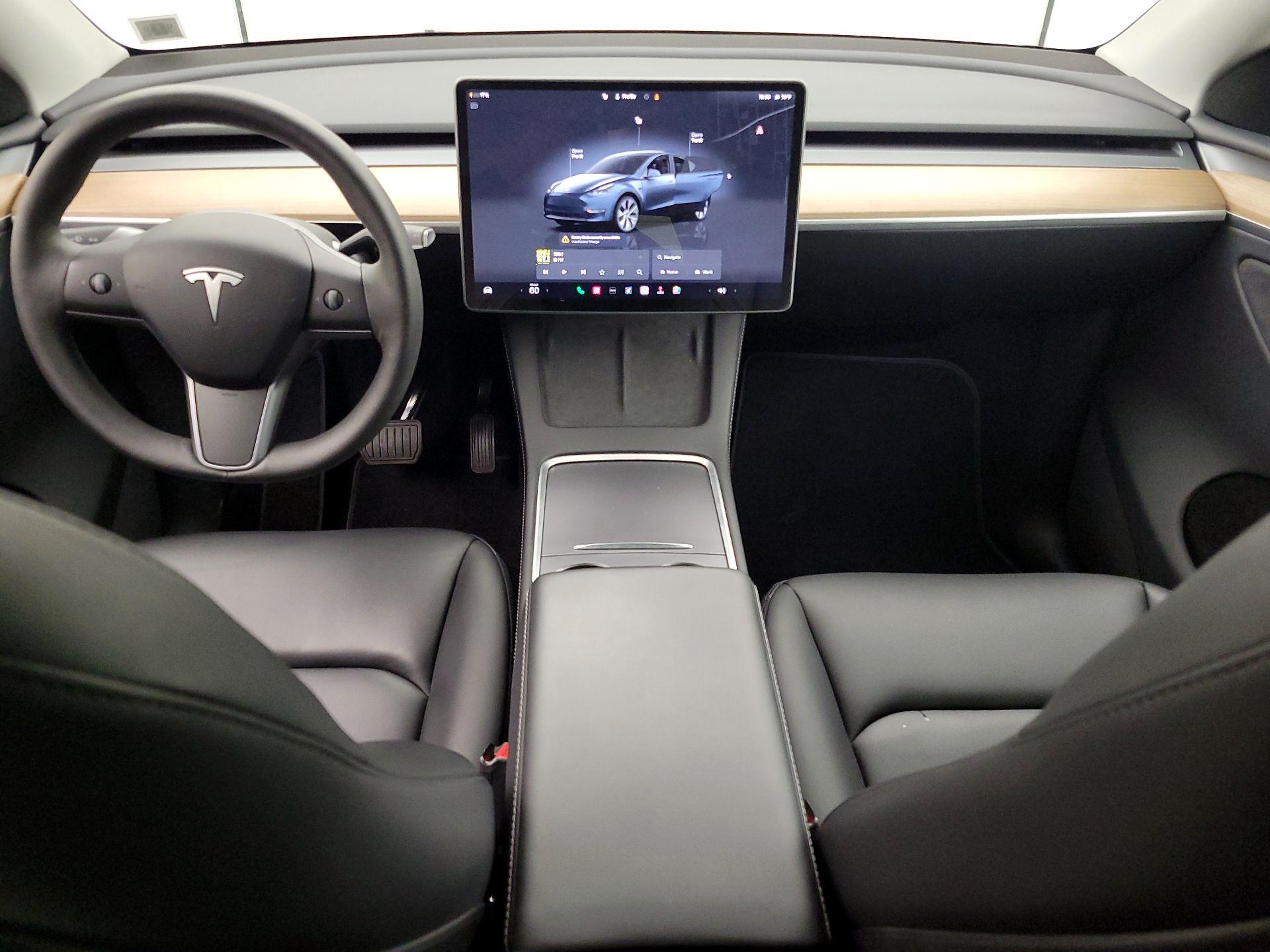 Thumbnail: 2024 Tesla Model Y - 9