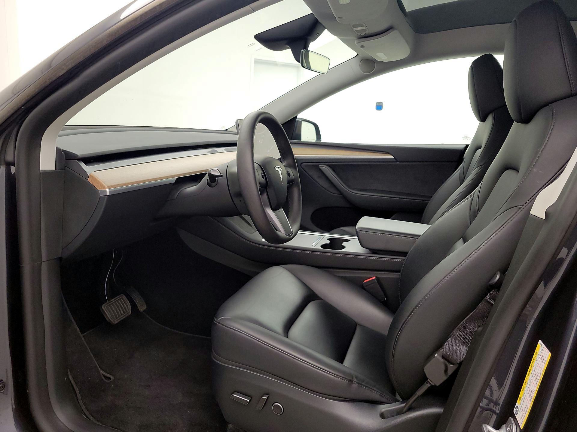 Thumbnail: 2024 Tesla Model Y - 11