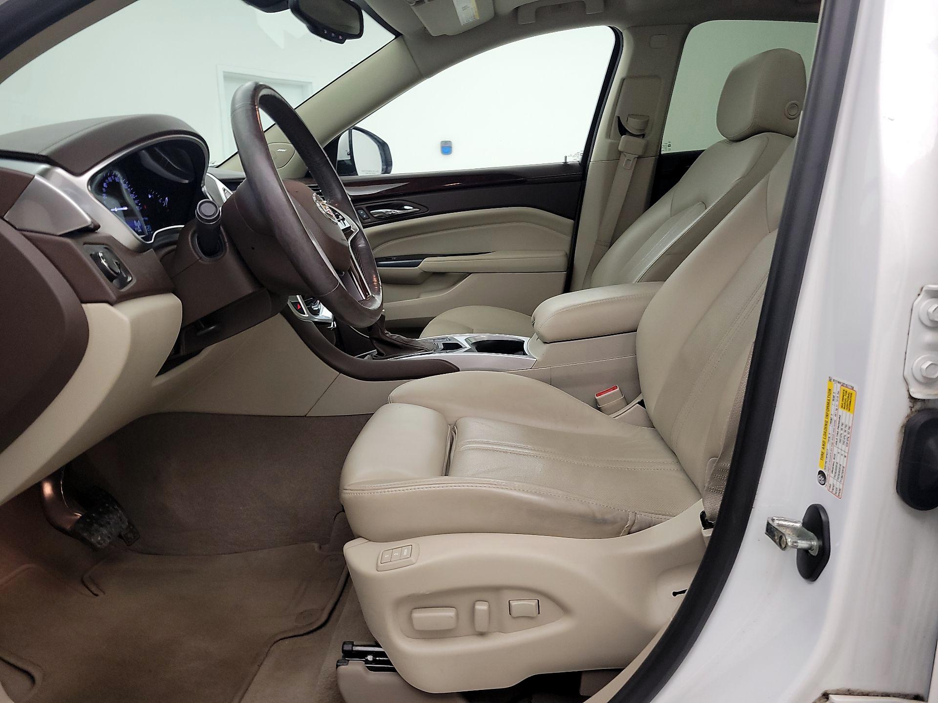 Thumbnail: 2015 Cadillac SRX - 11