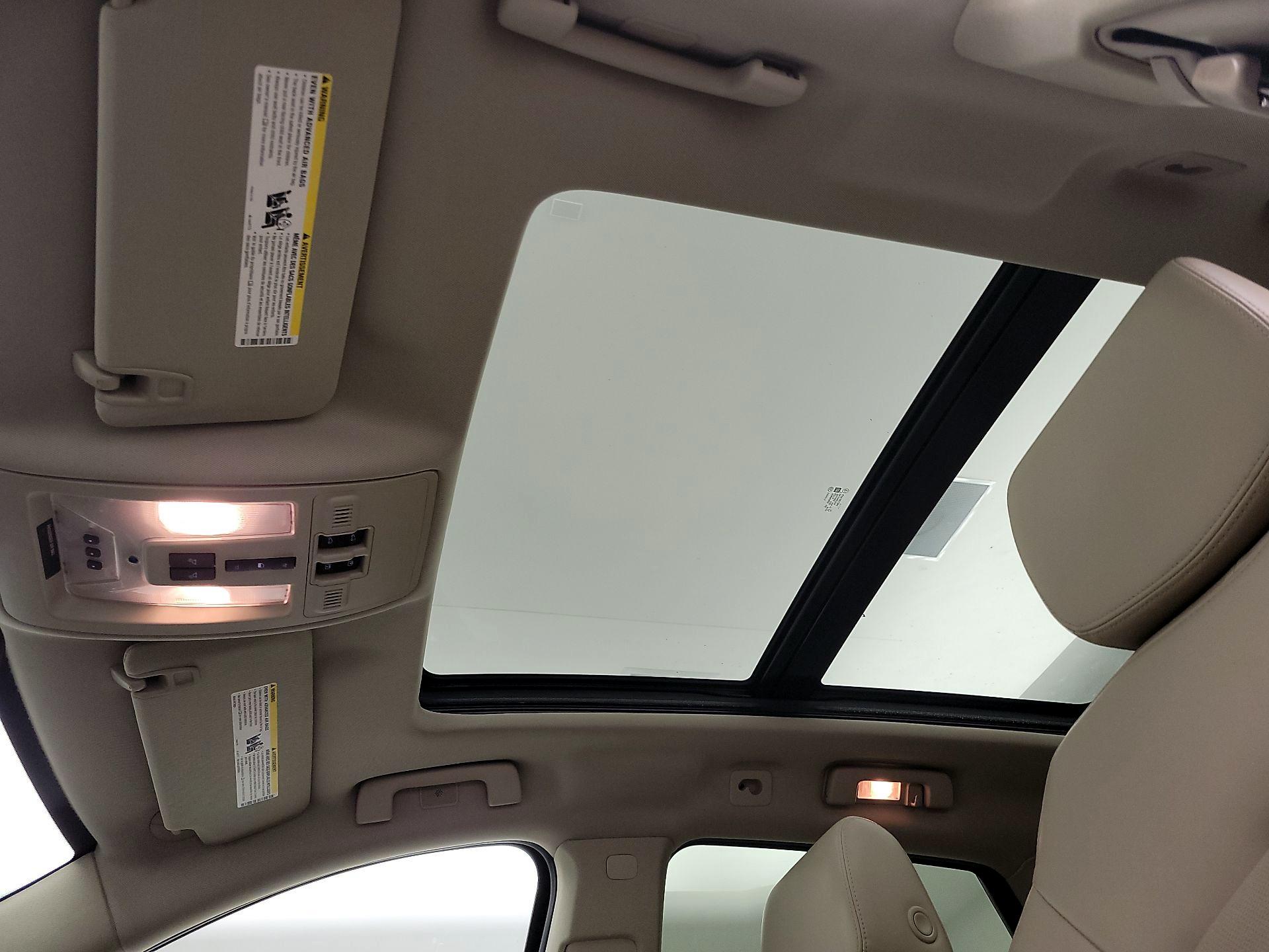 Thumbnail: 2015 Cadillac SRX - 20