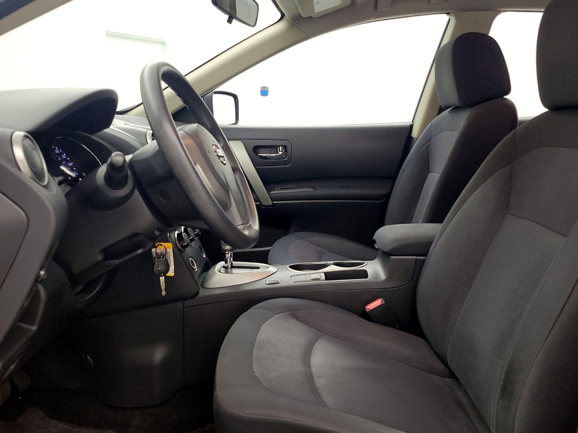 Thumbnail: 2013 Nissan Rogue - 11