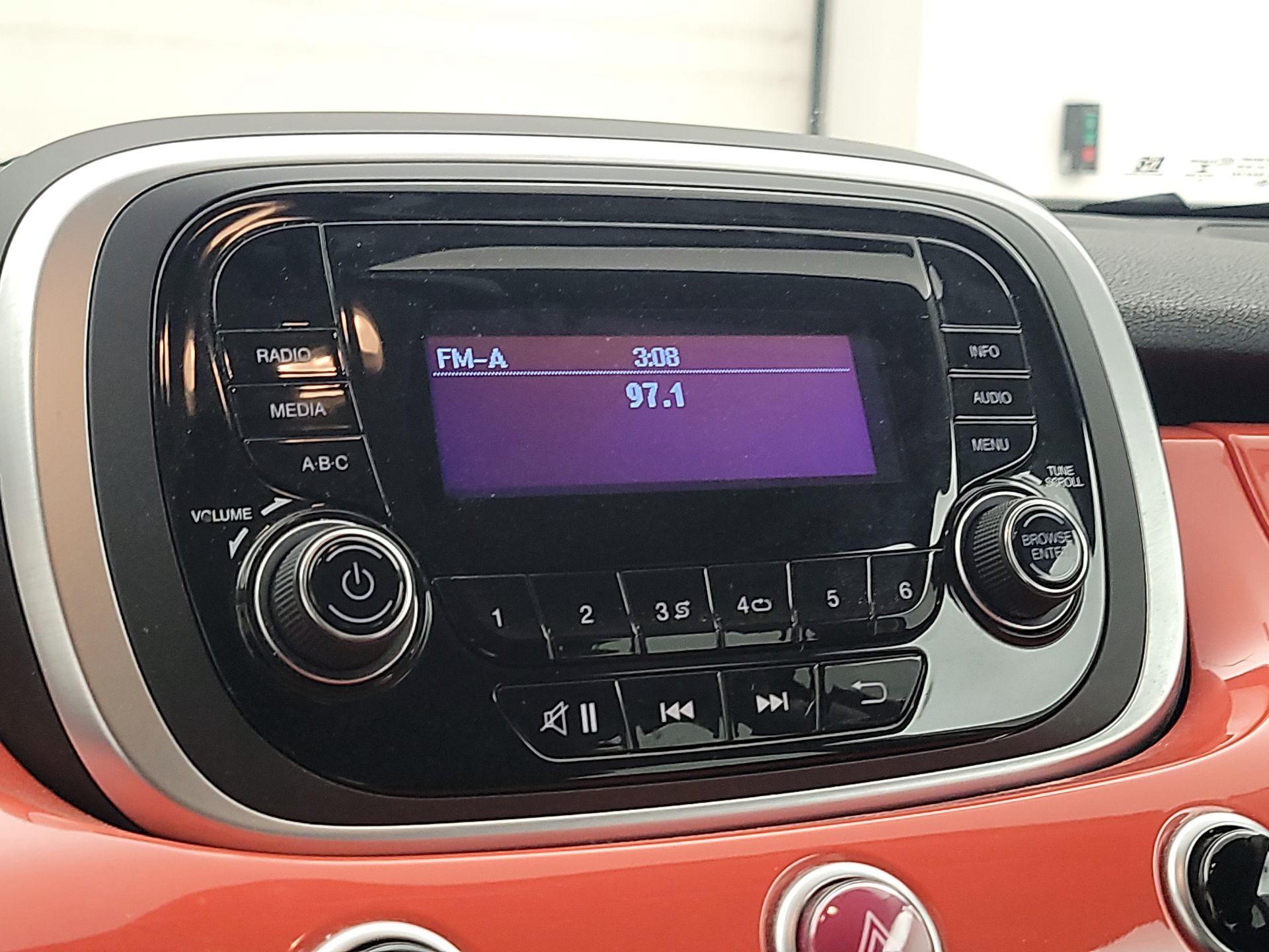 Thumbnail: 2016 Fiat 500X - 14