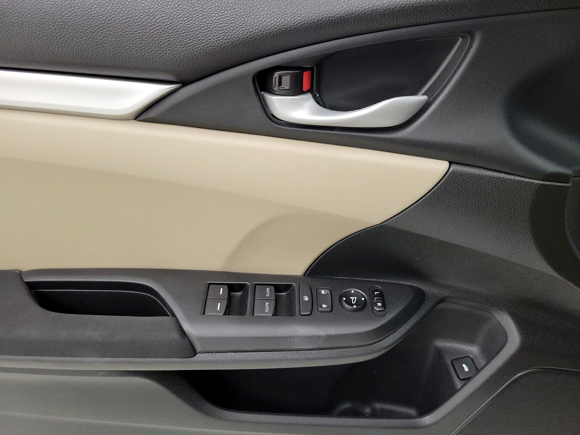 Thumbnail: 2020 Honda Civic - 12