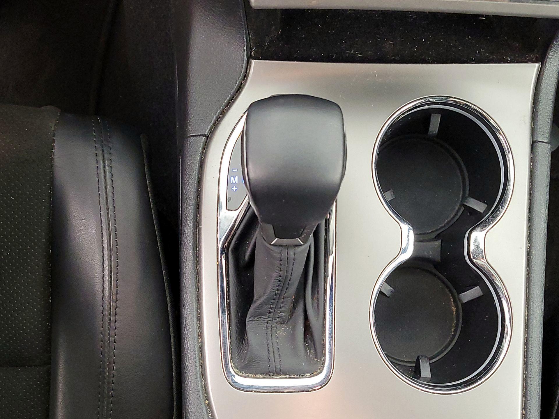 Thumbnail: 2019 Jeep Grand Cherokee - 18