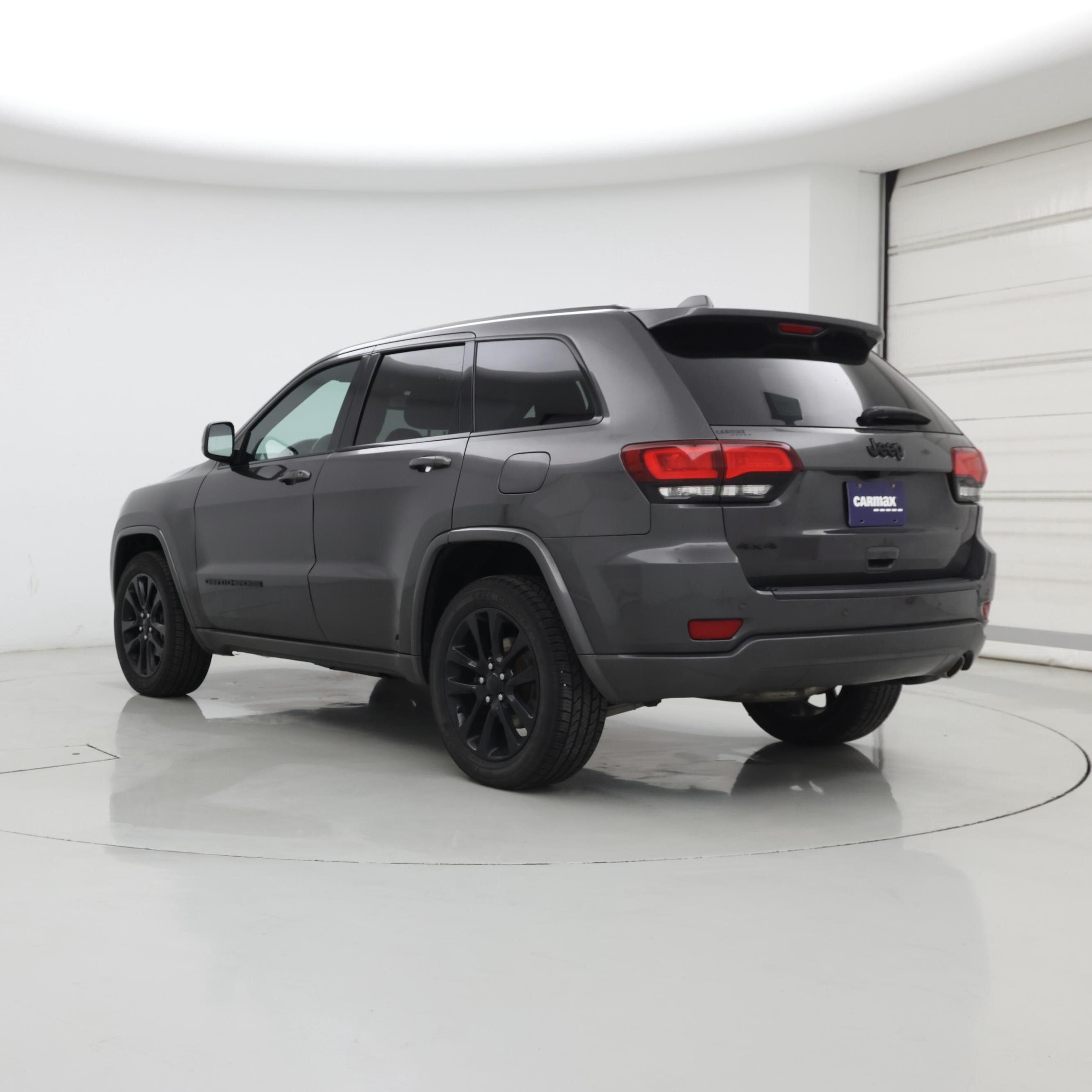 Thumbnail: 2019 Jeep Grand Cherokee - 2