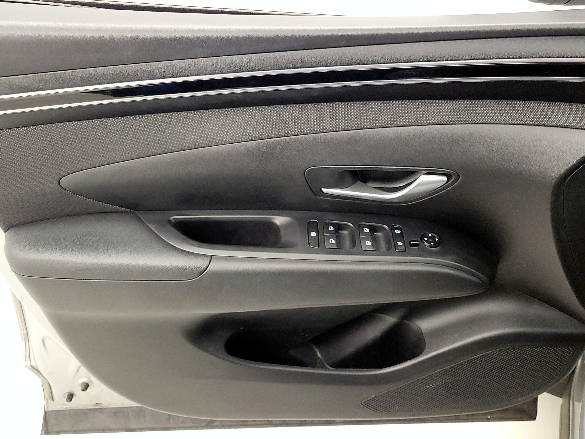 Thumbnail: 2023 Hyundai Tucson - 12