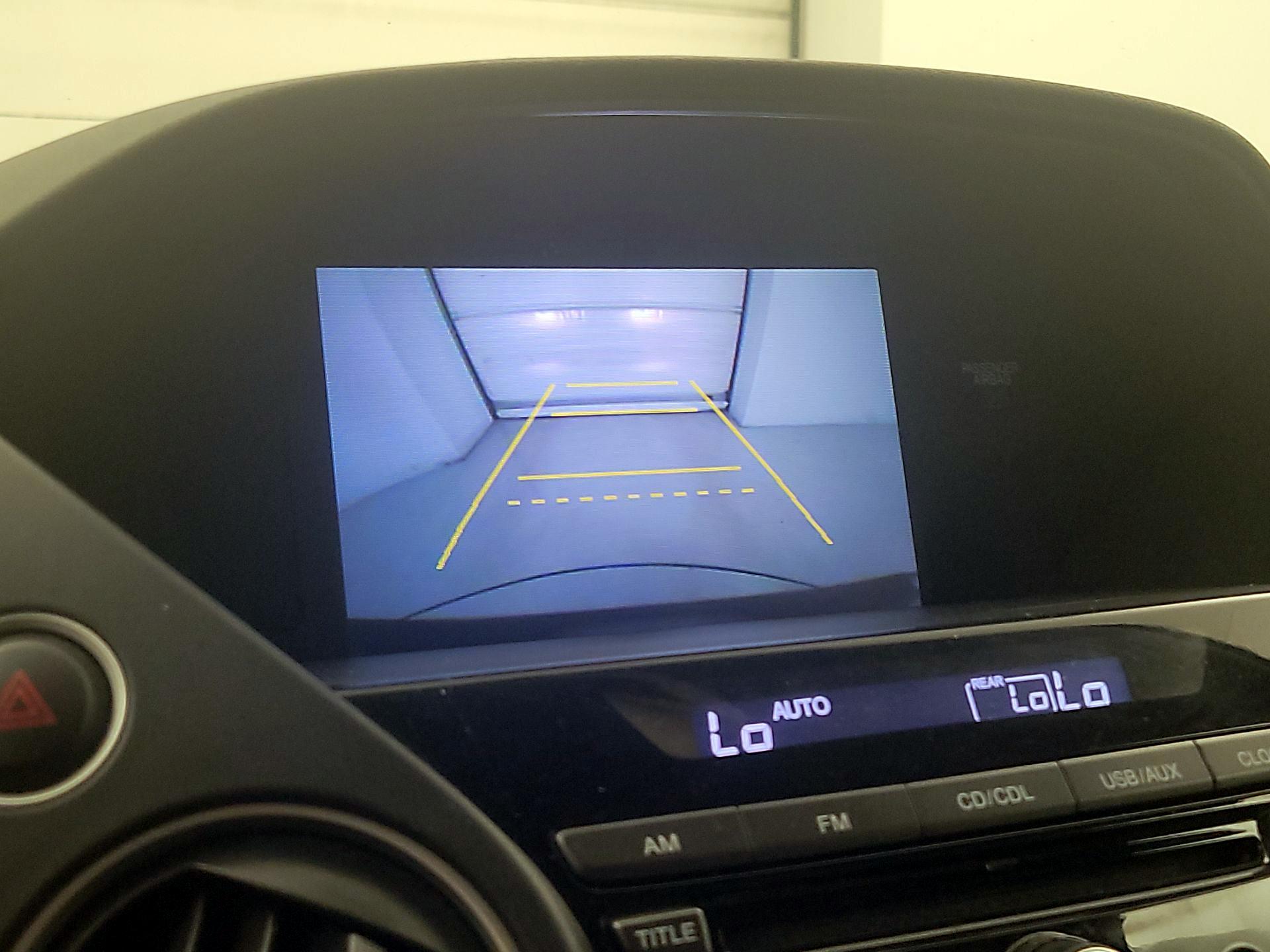 Thumbnail: 2015 Honda Pilot - 14