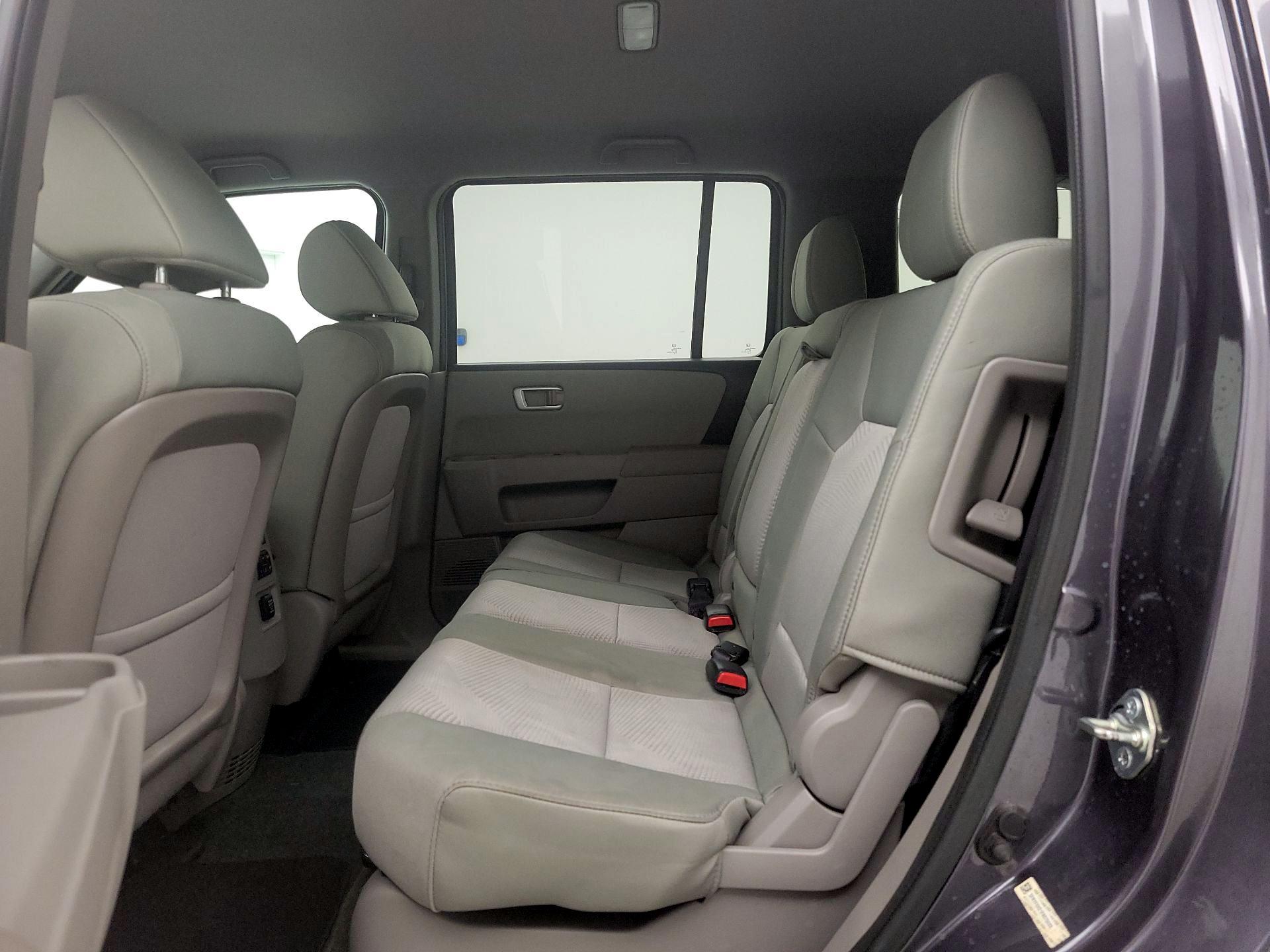 Thumbnail: 2015 Honda Pilot - 19