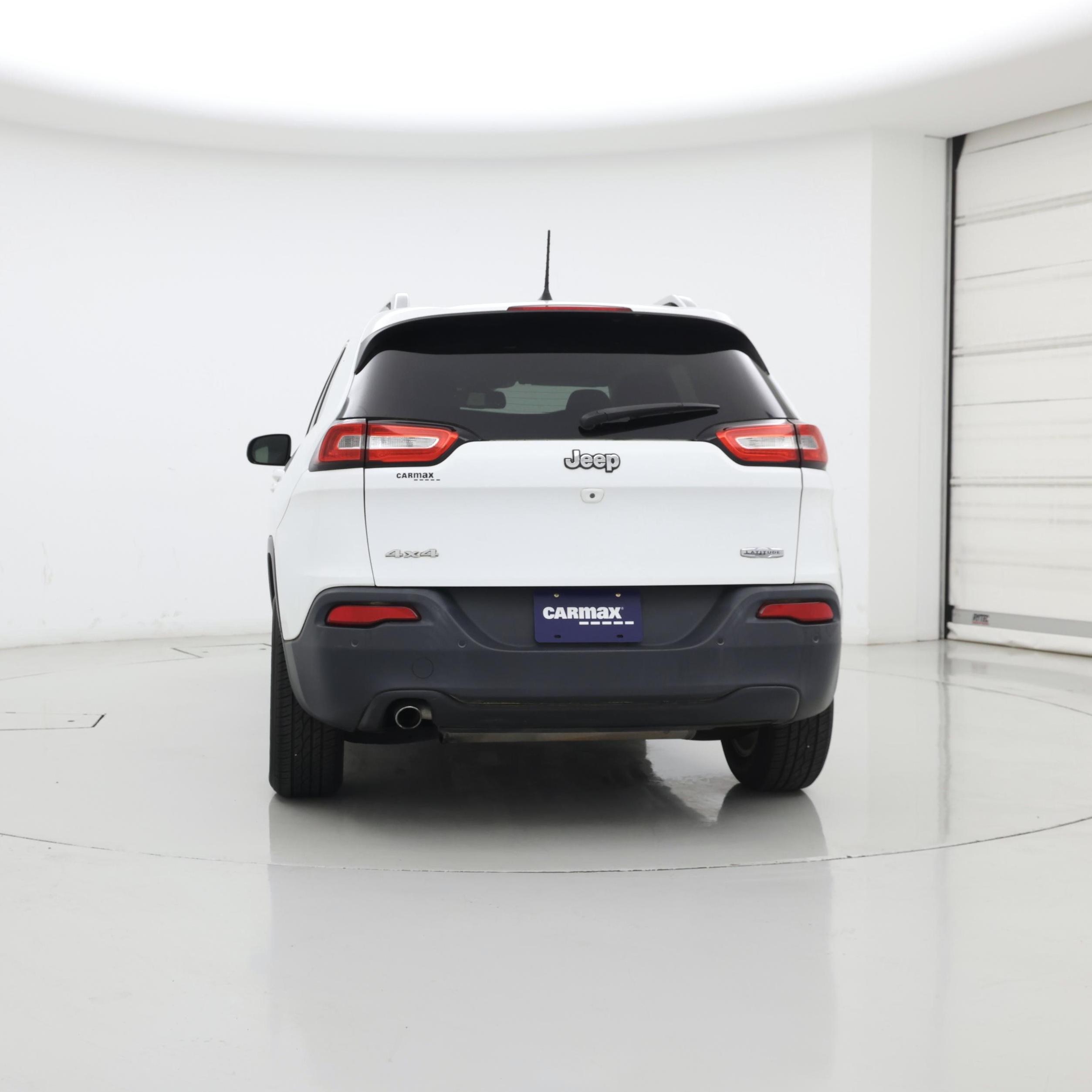 Thumbnail: 2016 Jeep Cherokee - 6