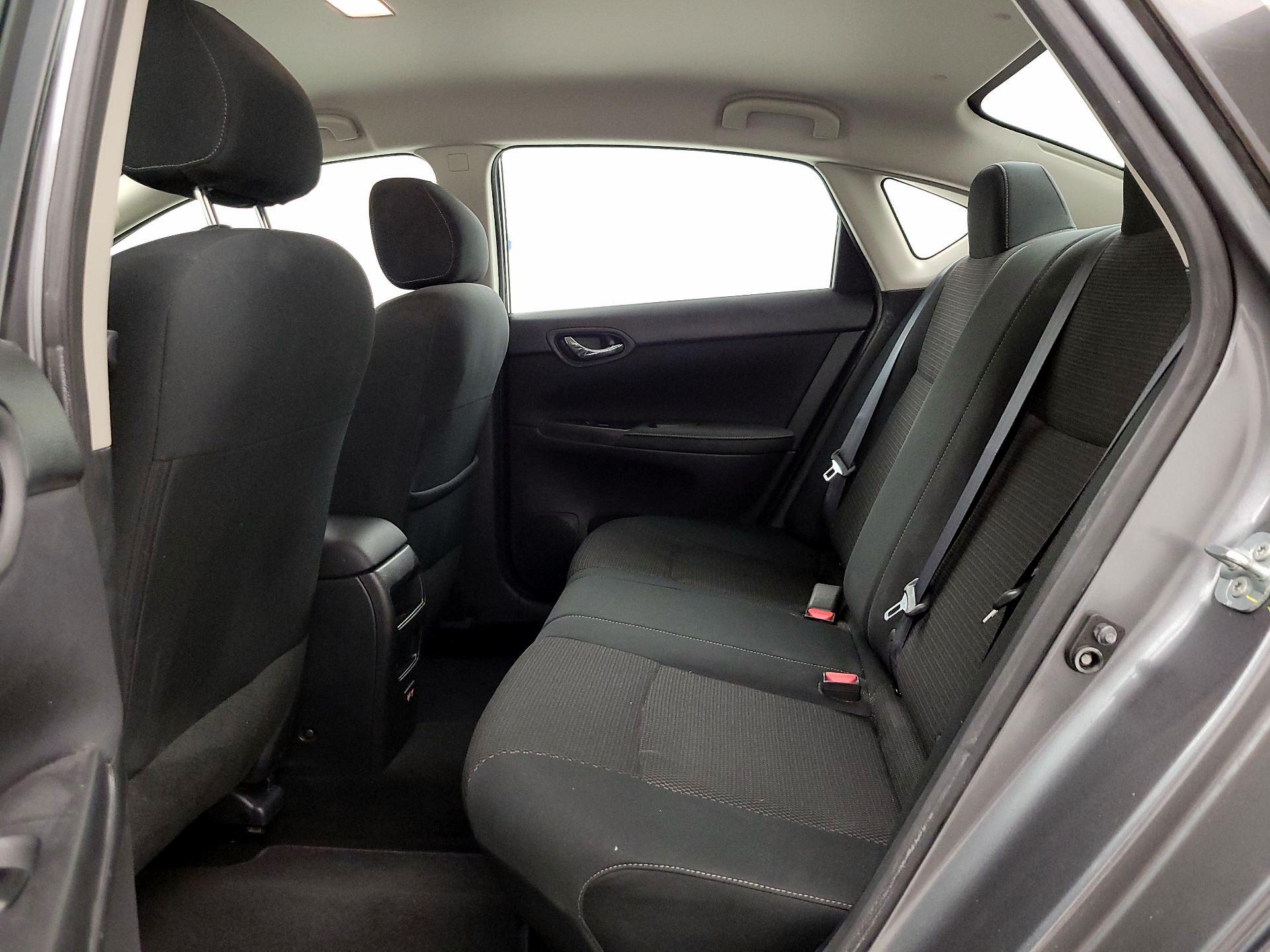 Thumbnail: 2019 Nissan Sentra - 19