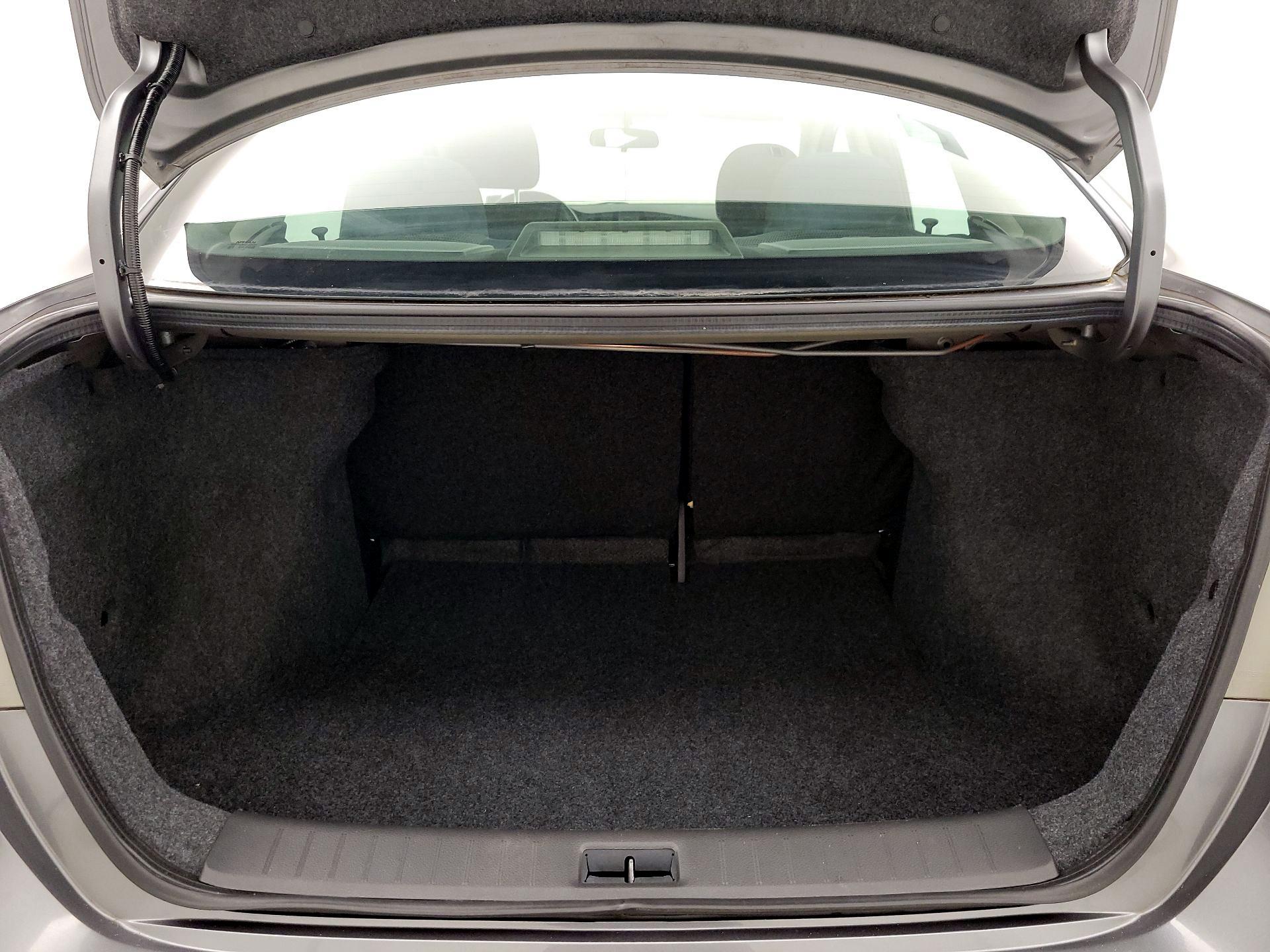 Thumbnail: 2019 Nissan Sentra - 20