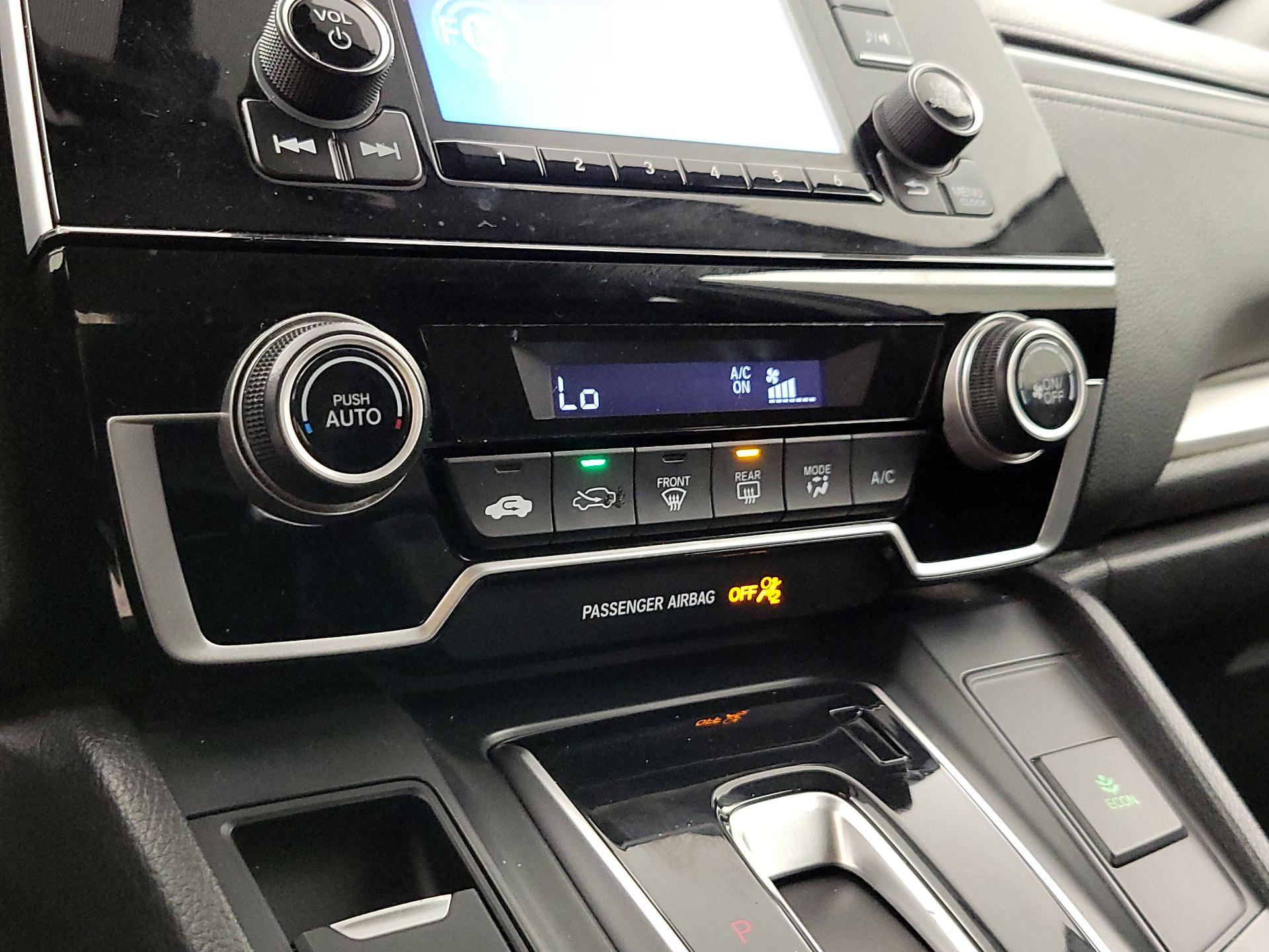 Thumbnail: 2019 Honda CR-V - 16