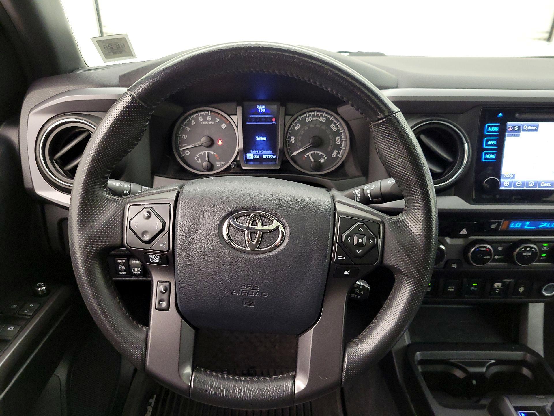Thumbnail: 2017 Toyota Tacoma - 10