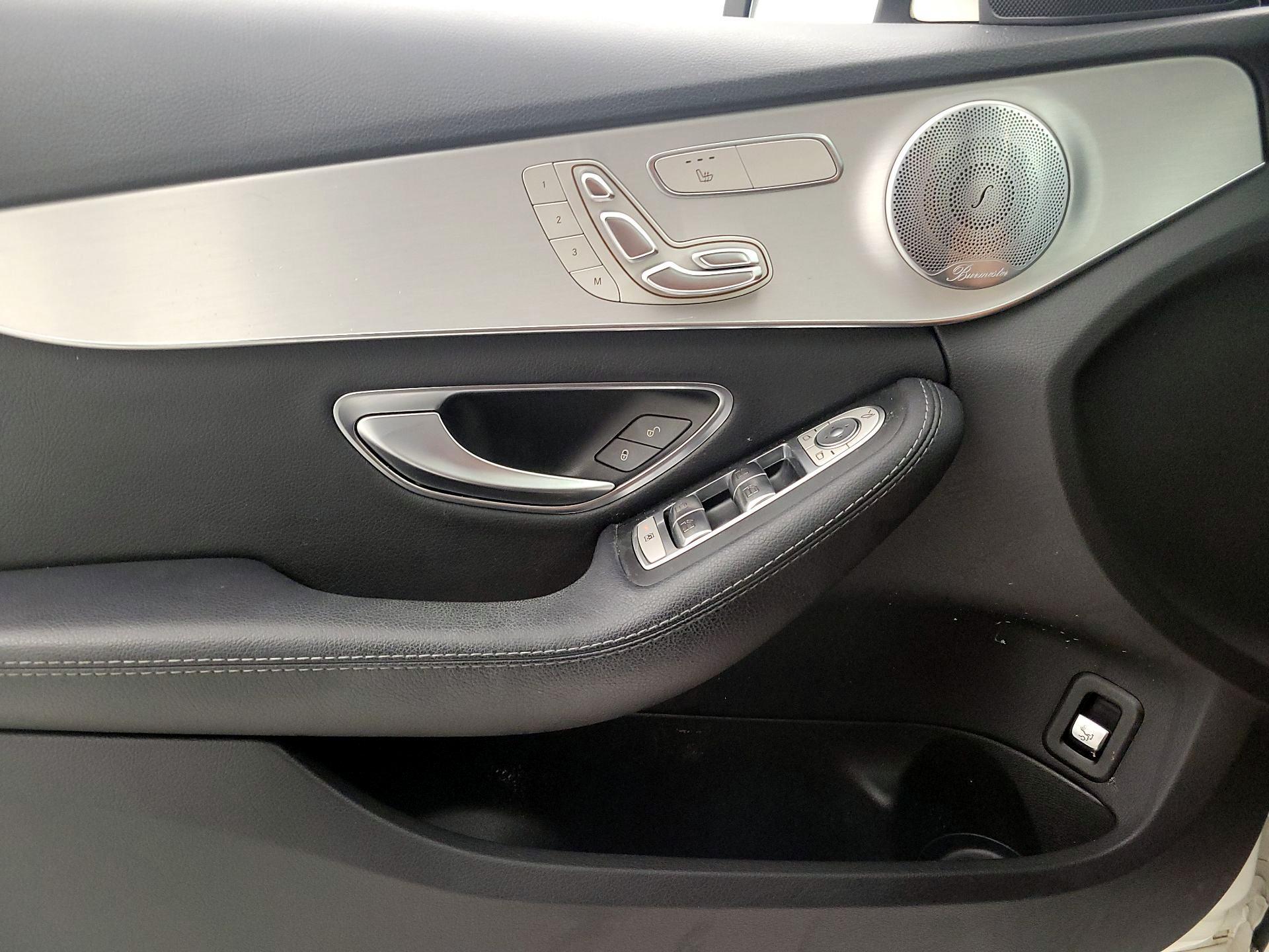 Thumbnail: 2018 Mercedes-Benz C-Class - 12