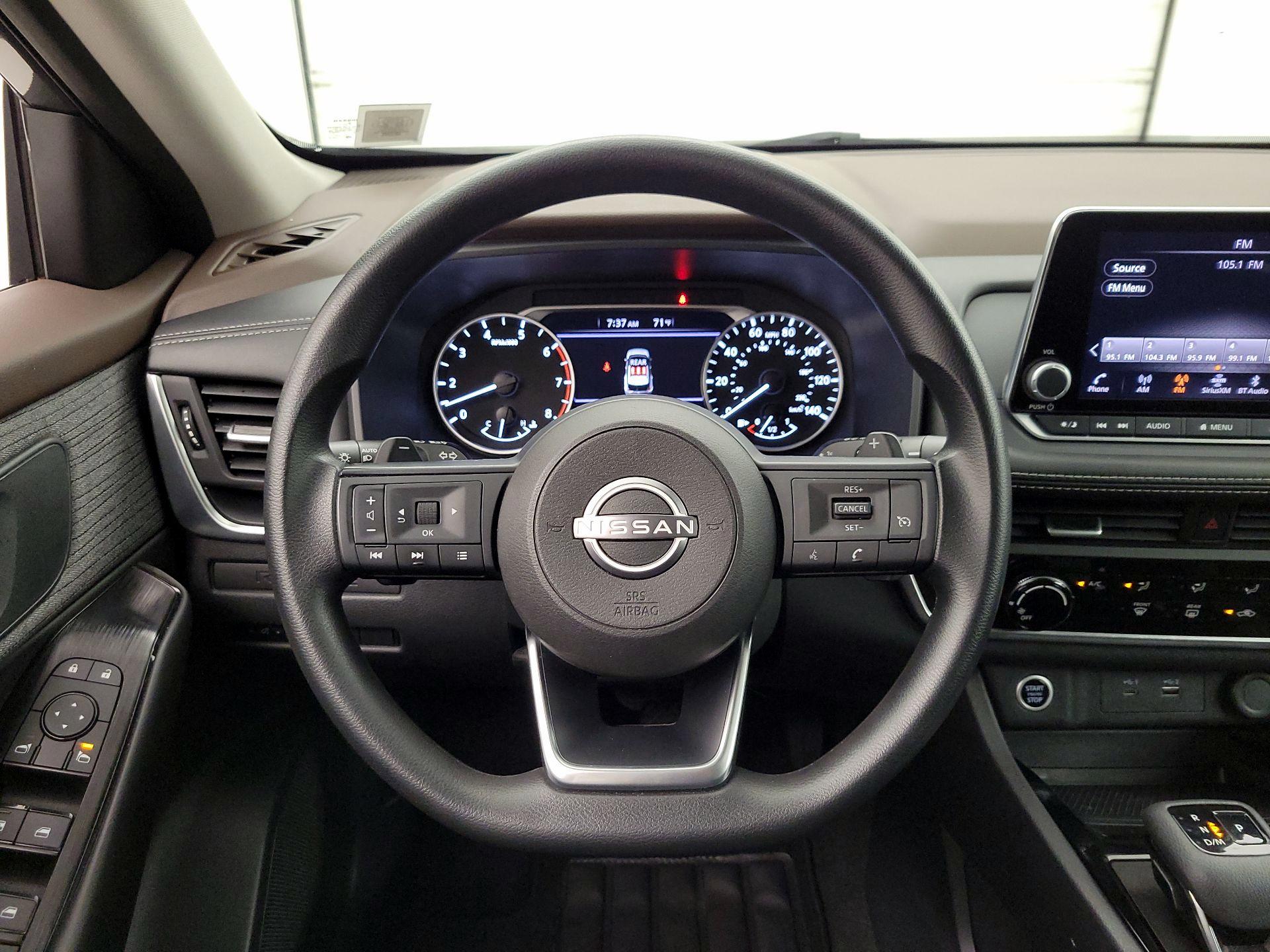 Thumbnail: 2023 Nissan Rogue - 10
