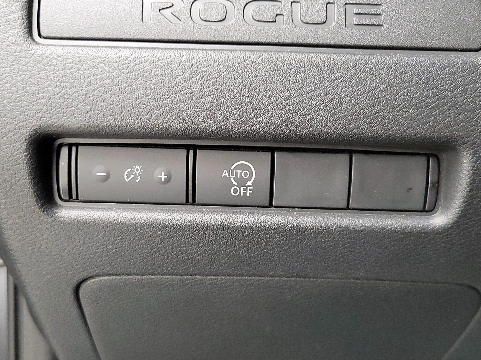 Thumbnail: 2023 Nissan Rogue - 13