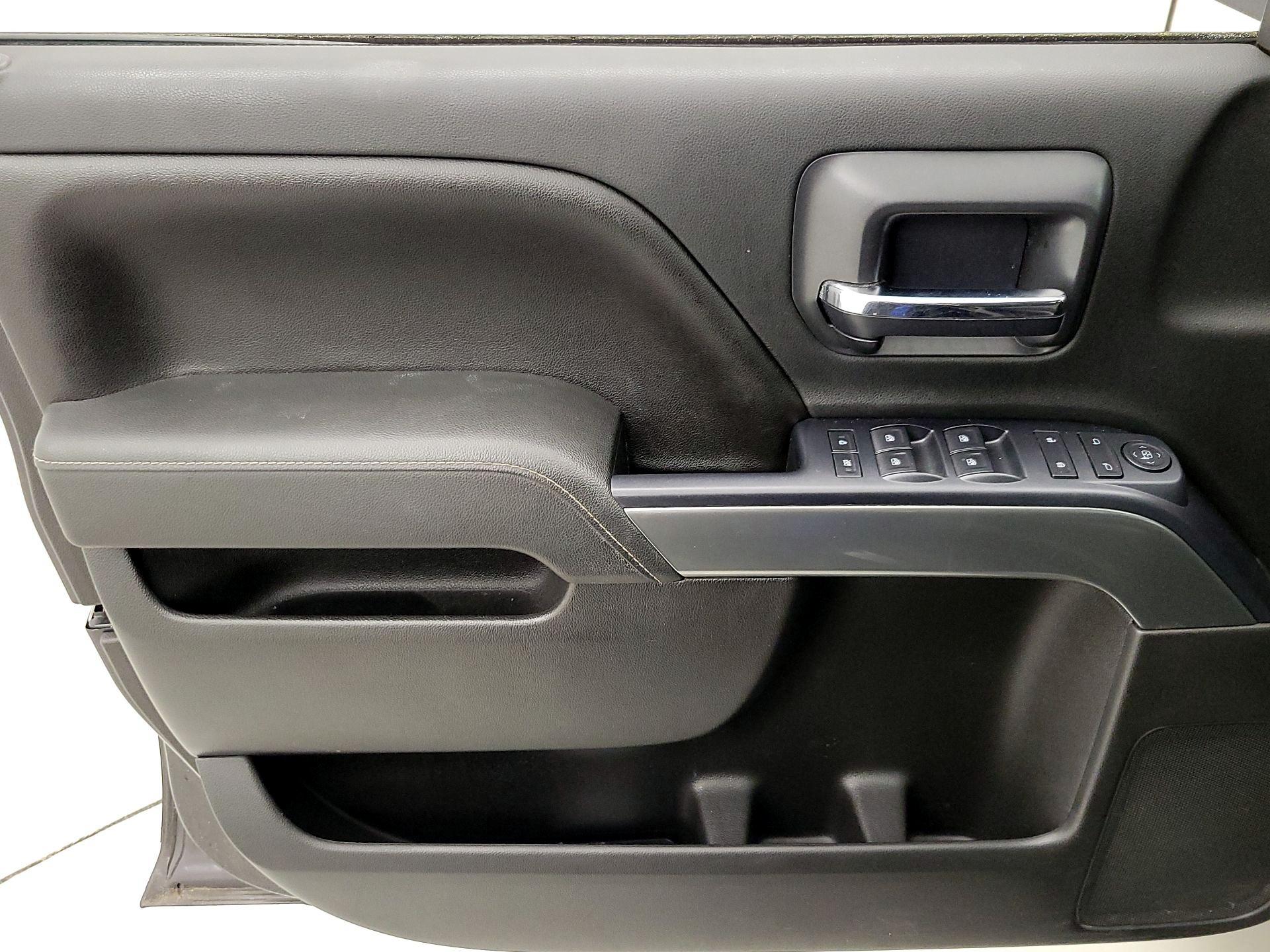 Thumbnail: 2015 Chevrolet Silverado 1500 - 12