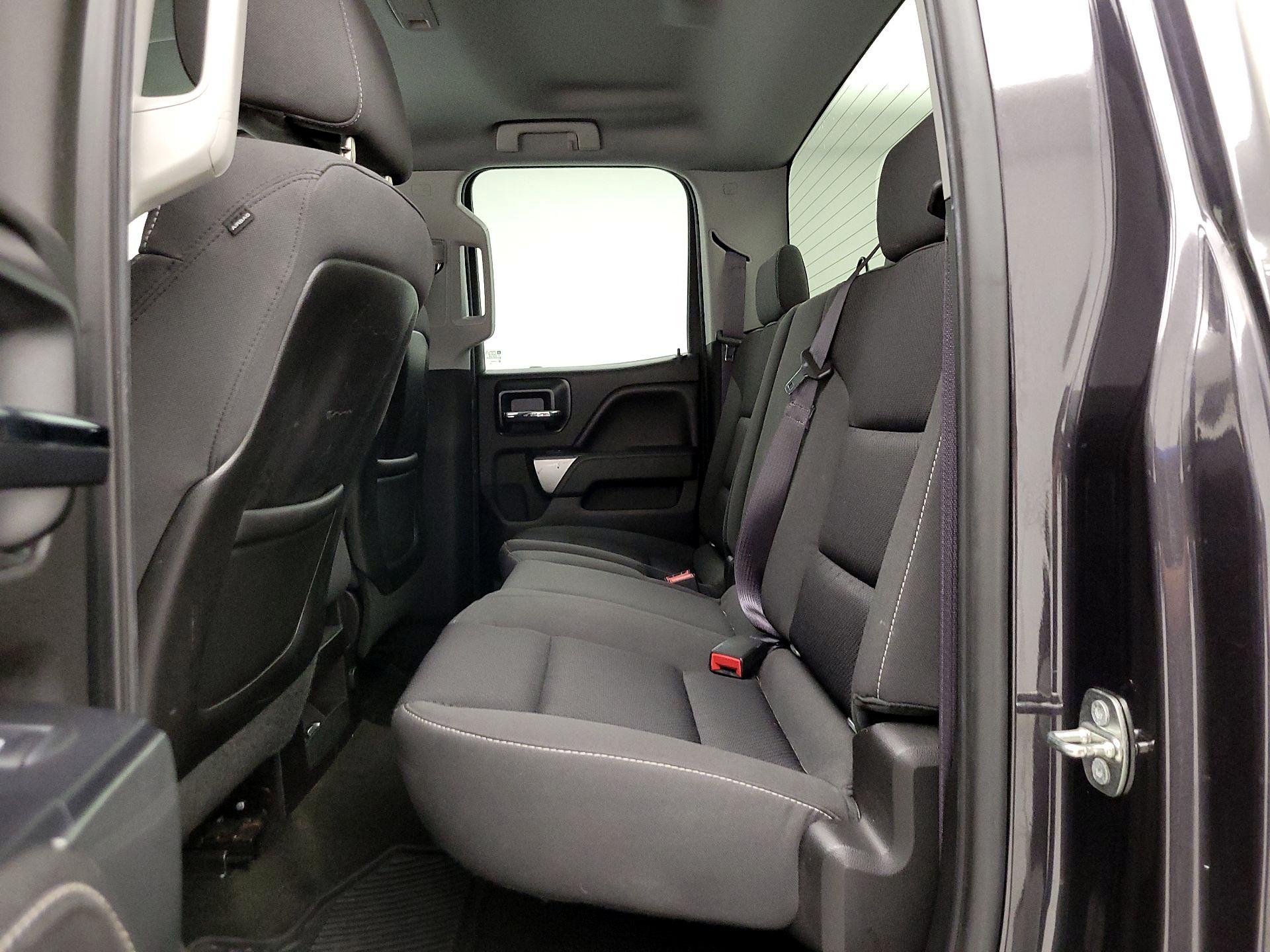 Thumbnail: 2015 Chevrolet Silverado 1500 - 20