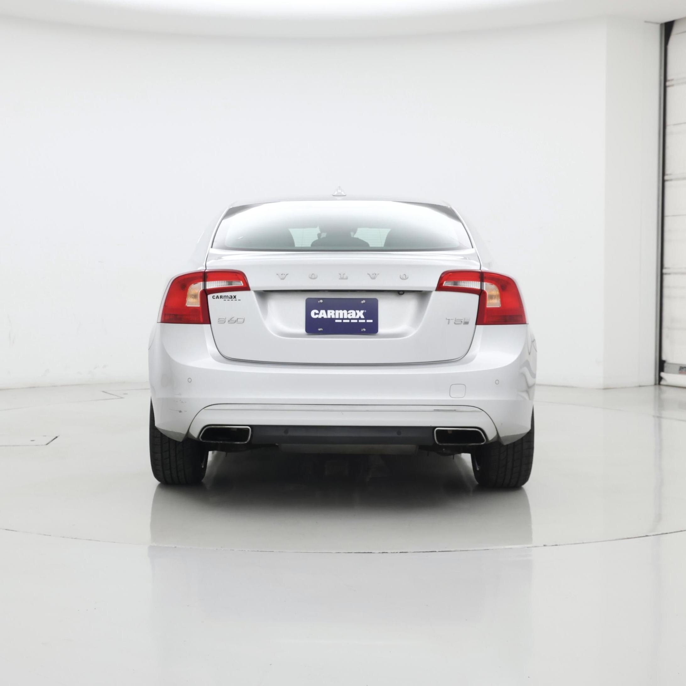 Thumbnail: 2018 Volvo S60 - 6