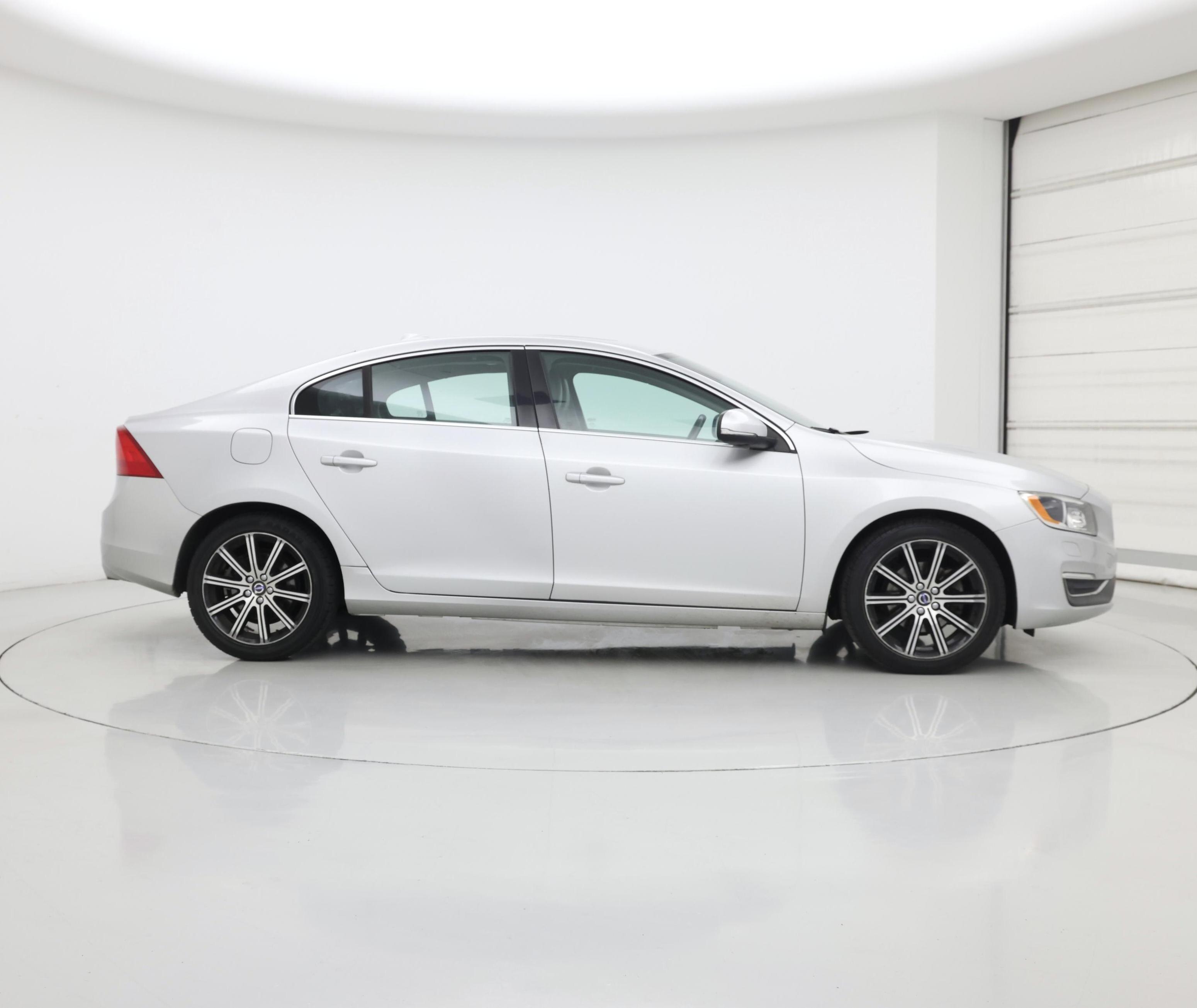 Thumbnail: 2018 Volvo S60 - 7