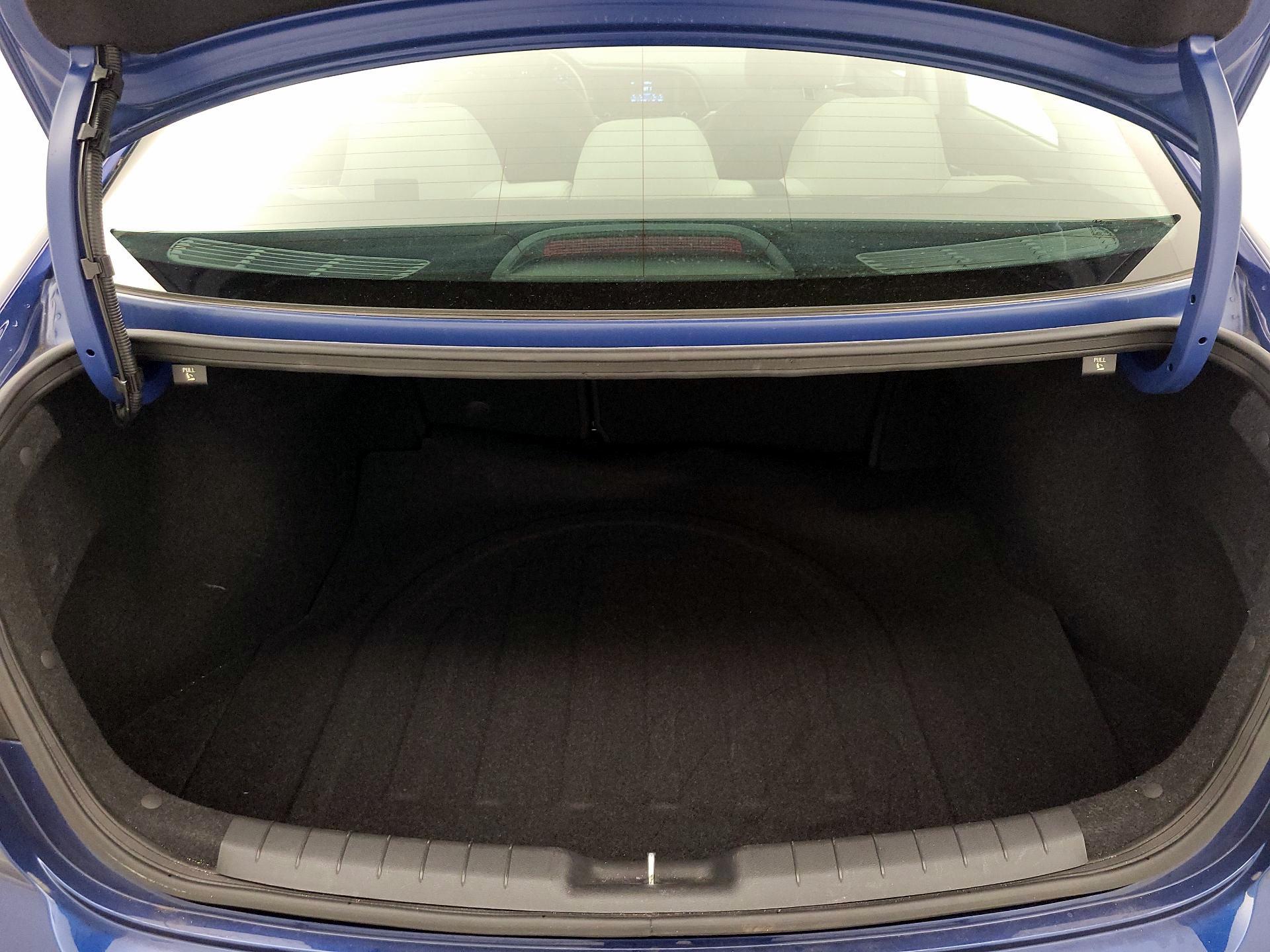 Thumbnail: 2019 Hyundai Elantra - 20