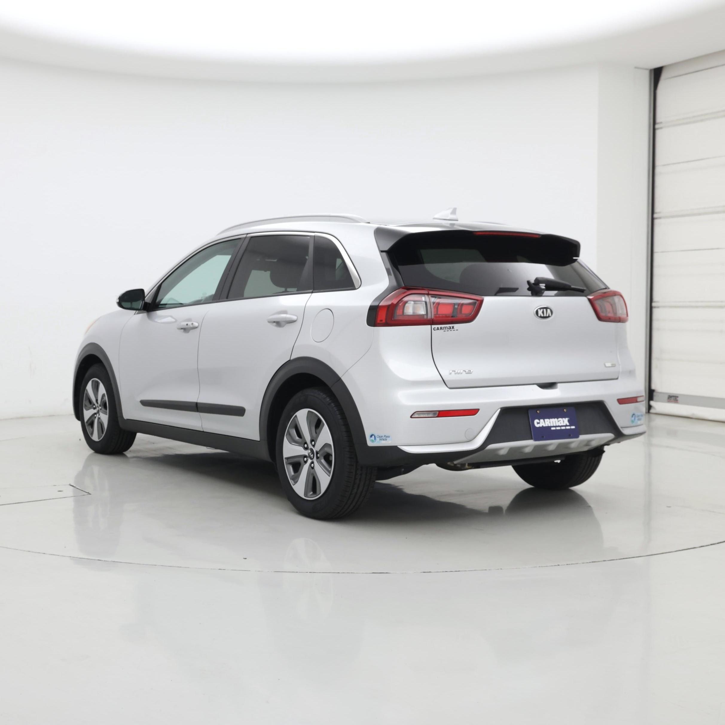 Thumbnail: 2017 Kia Niro - 2