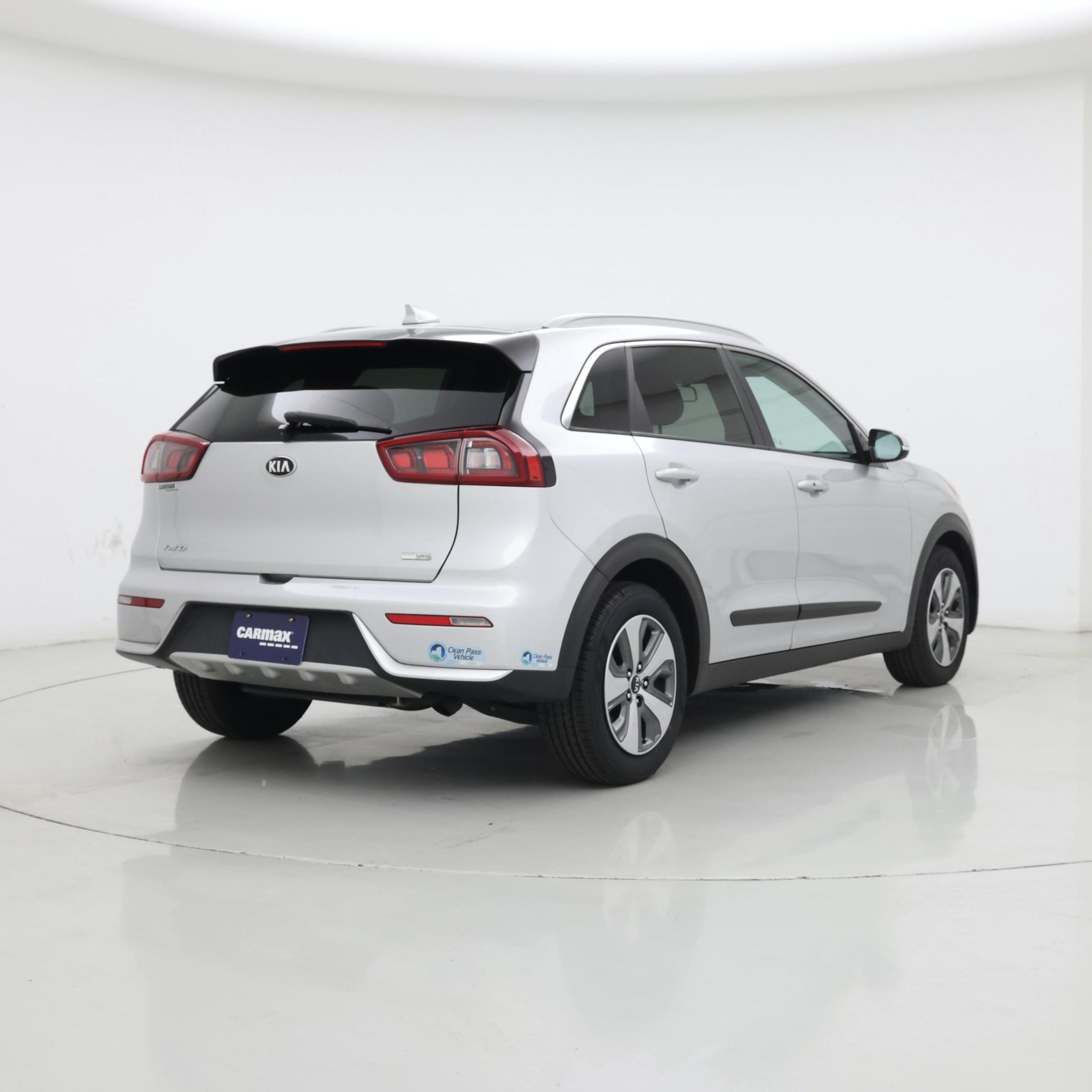 Thumbnail: 2017 Kia Niro - 8
