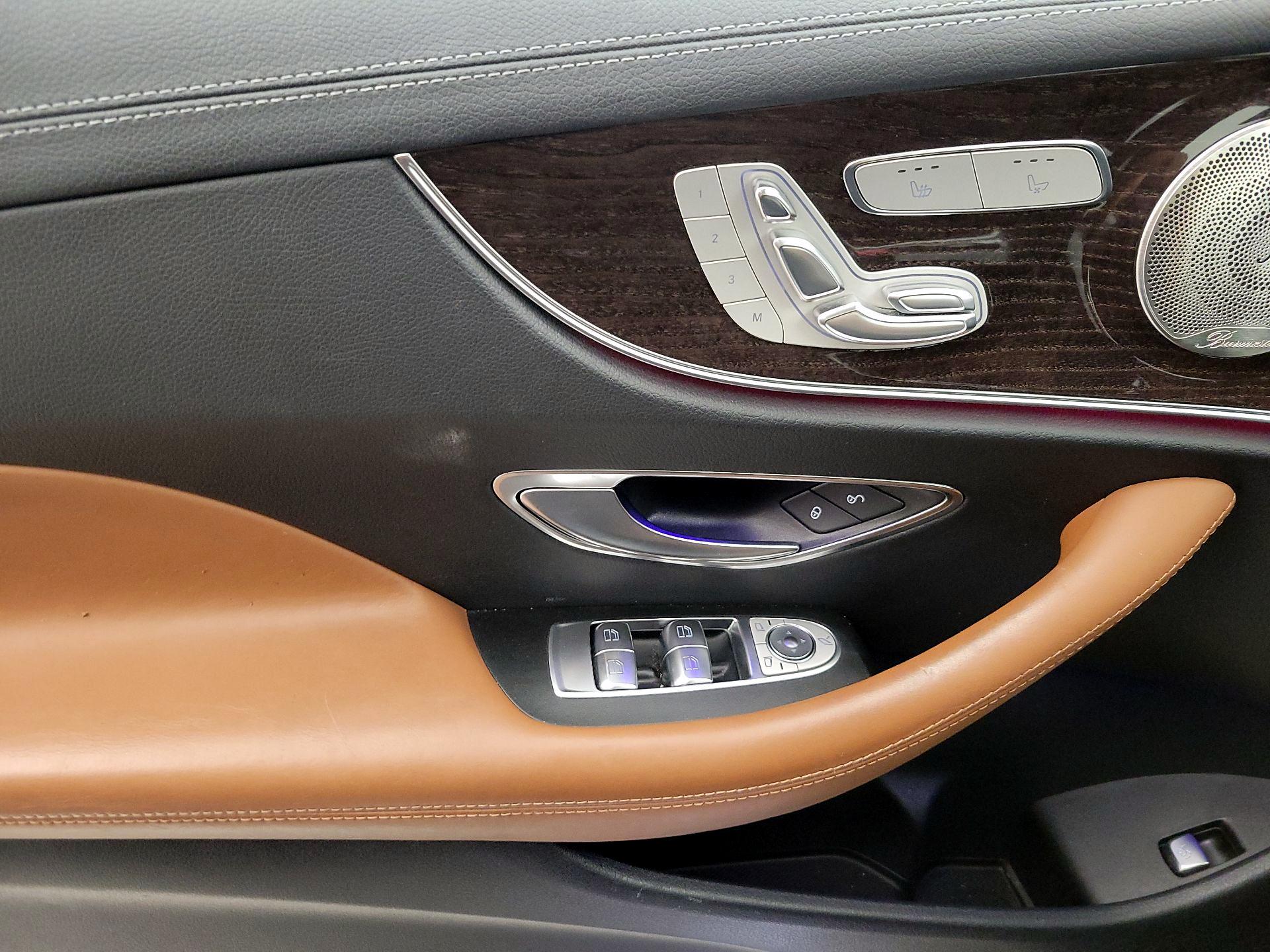 Thumbnail: 2021 Mercedes-Benz E-Class - 12