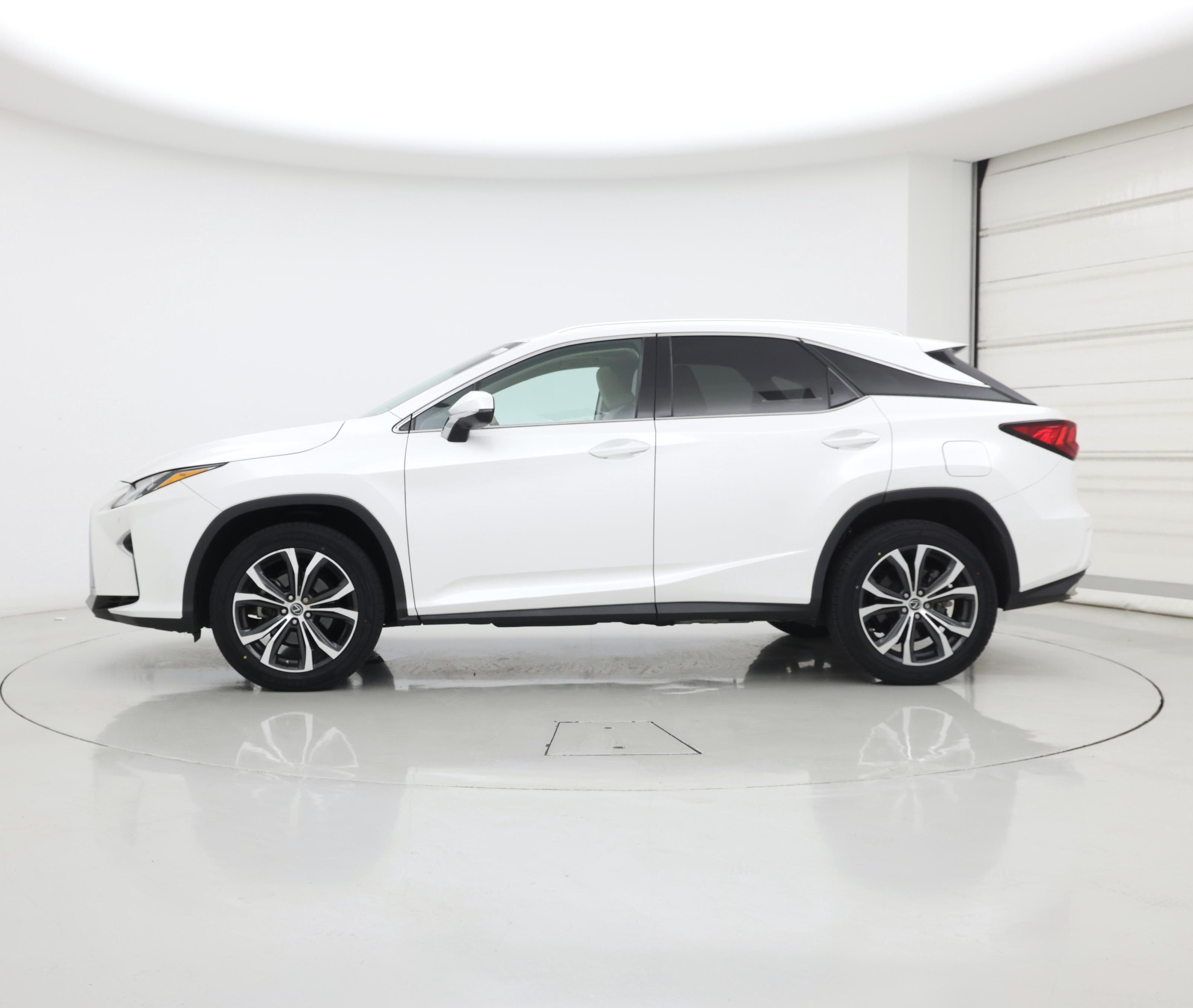 Thumbnail: 2018 Lexus RX - 3