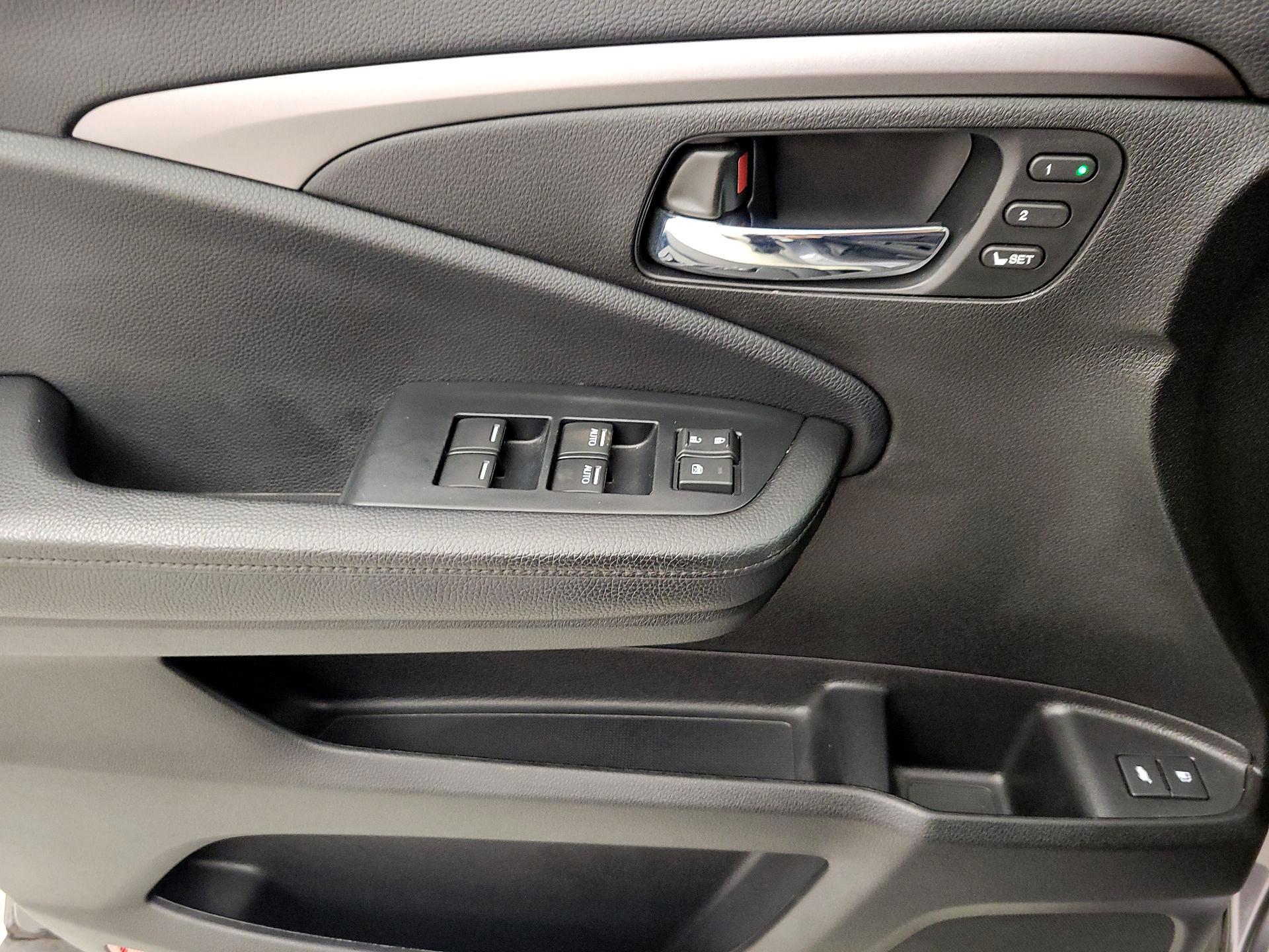 Thumbnail: 2022 Honda Pilot - 12