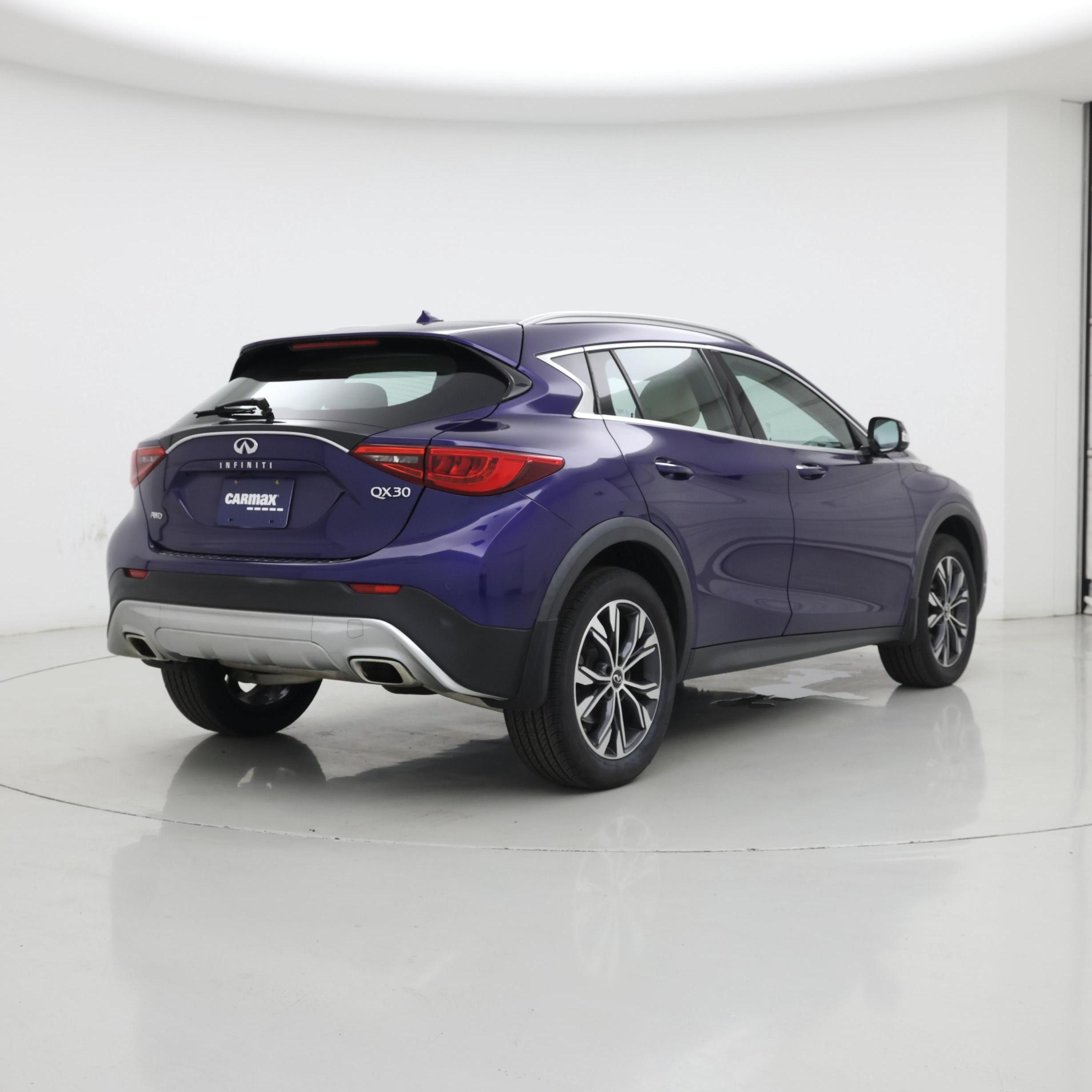 Thumbnail: 2019 INFINITI QX30 - 8