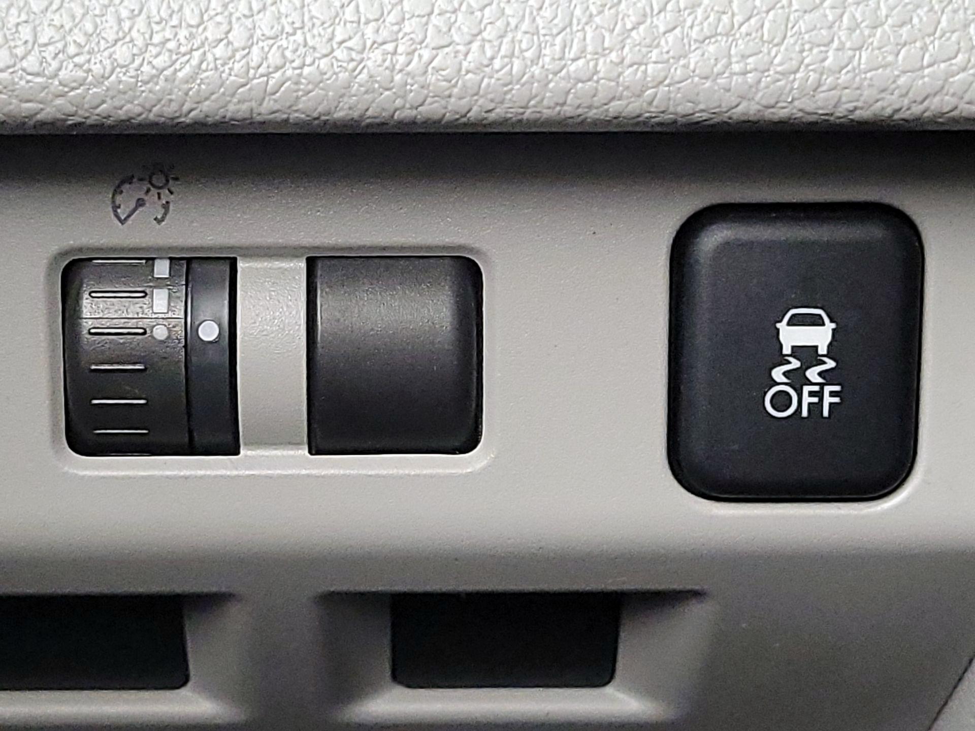 Thumbnail: 2015 Subaru Forester - 13