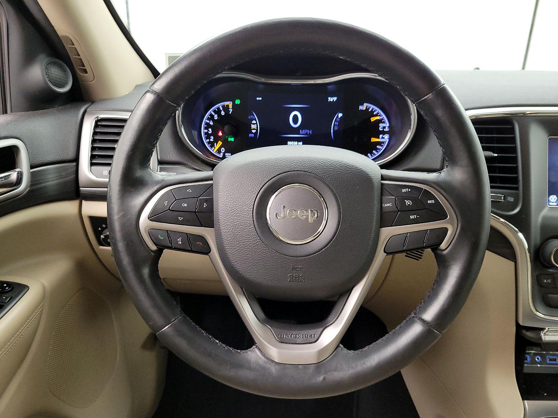 Thumbnail: 2019 Jeep Grand Cherokee - 10