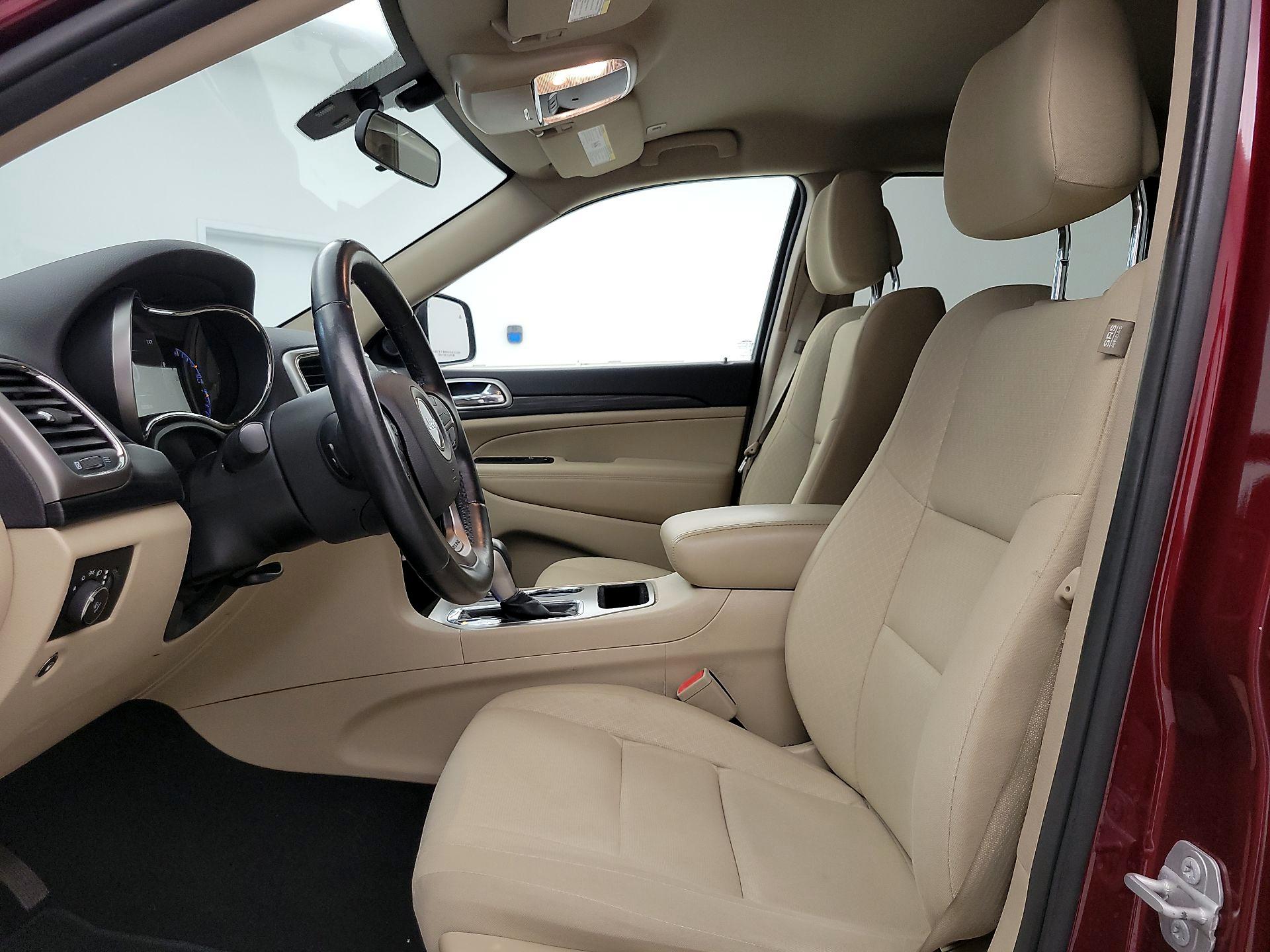 Thumbnail: 2019 Jeep Grand Cherokee - 11