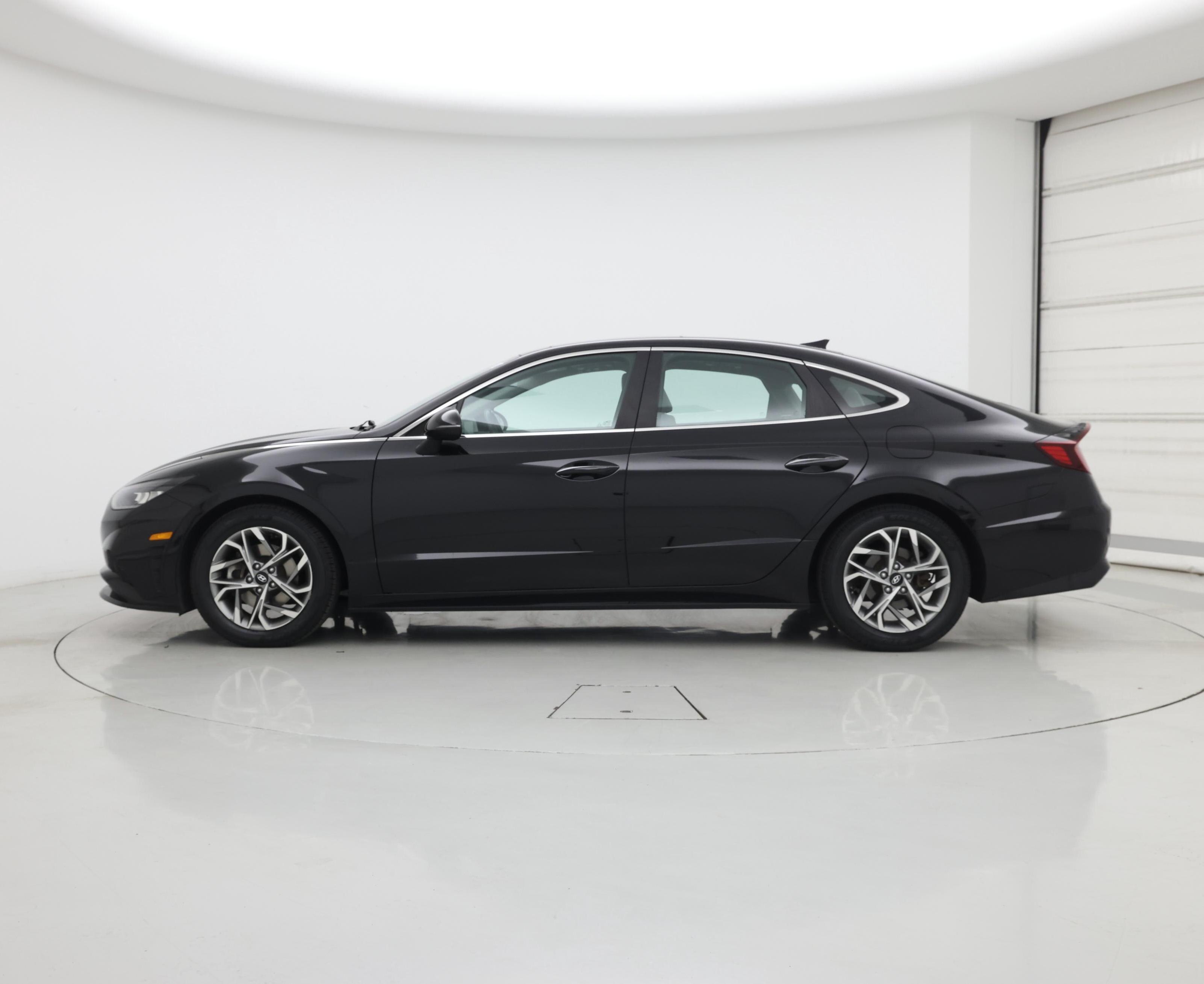 Thumbnail: 2020 Hyundai Sonata - 3