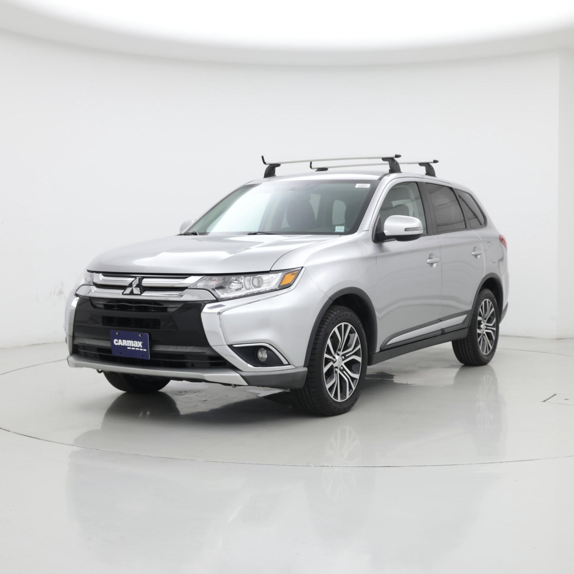 Thumbnail: 2018 Mitsubishi Outlander - 4
