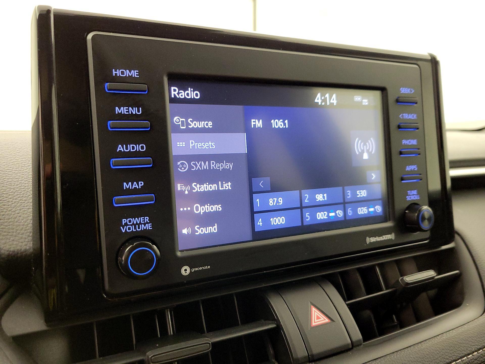 Thumbnail: 2021 Toyota RAV4 - 15