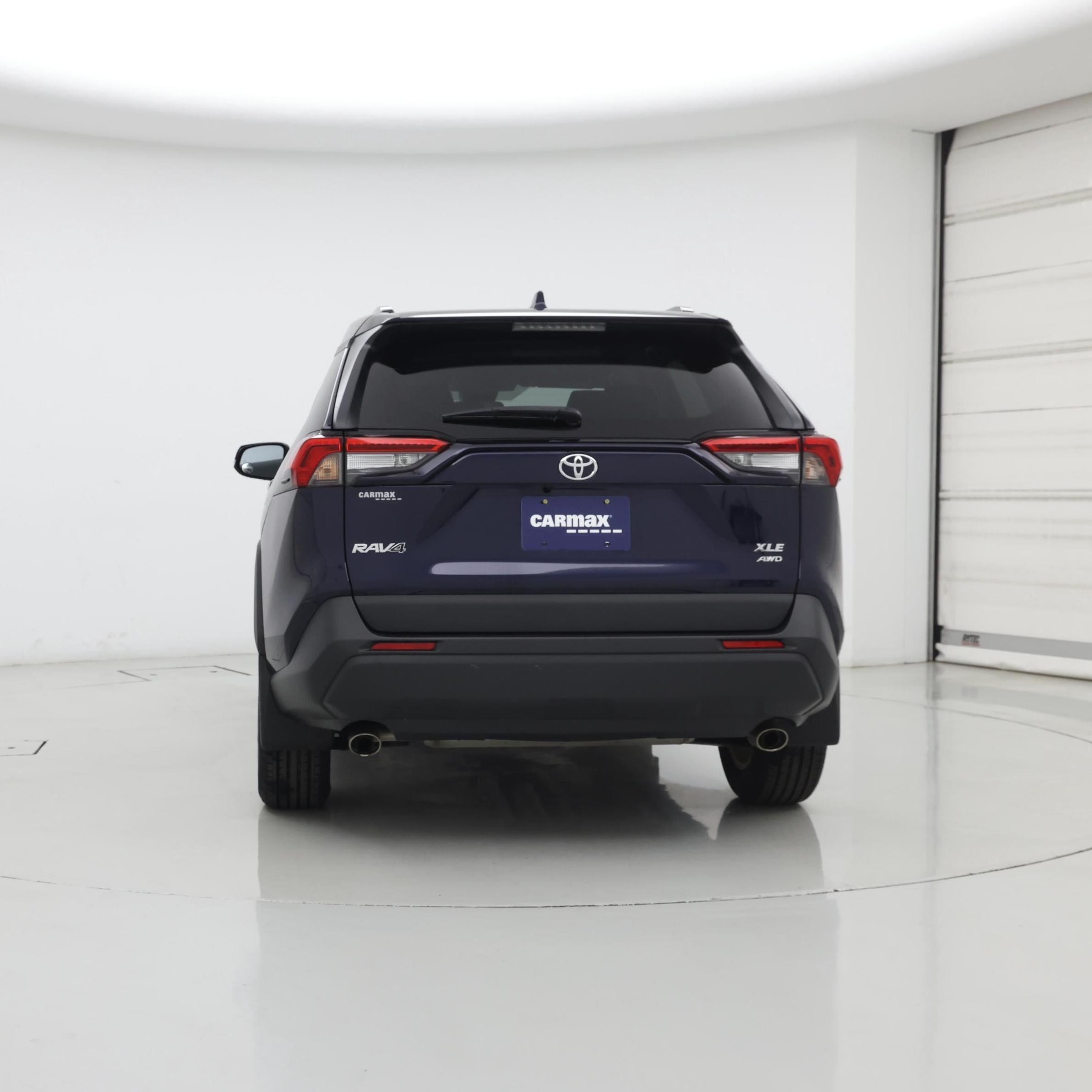 Thumbnail: 2021 Toyota RAV4 - 6