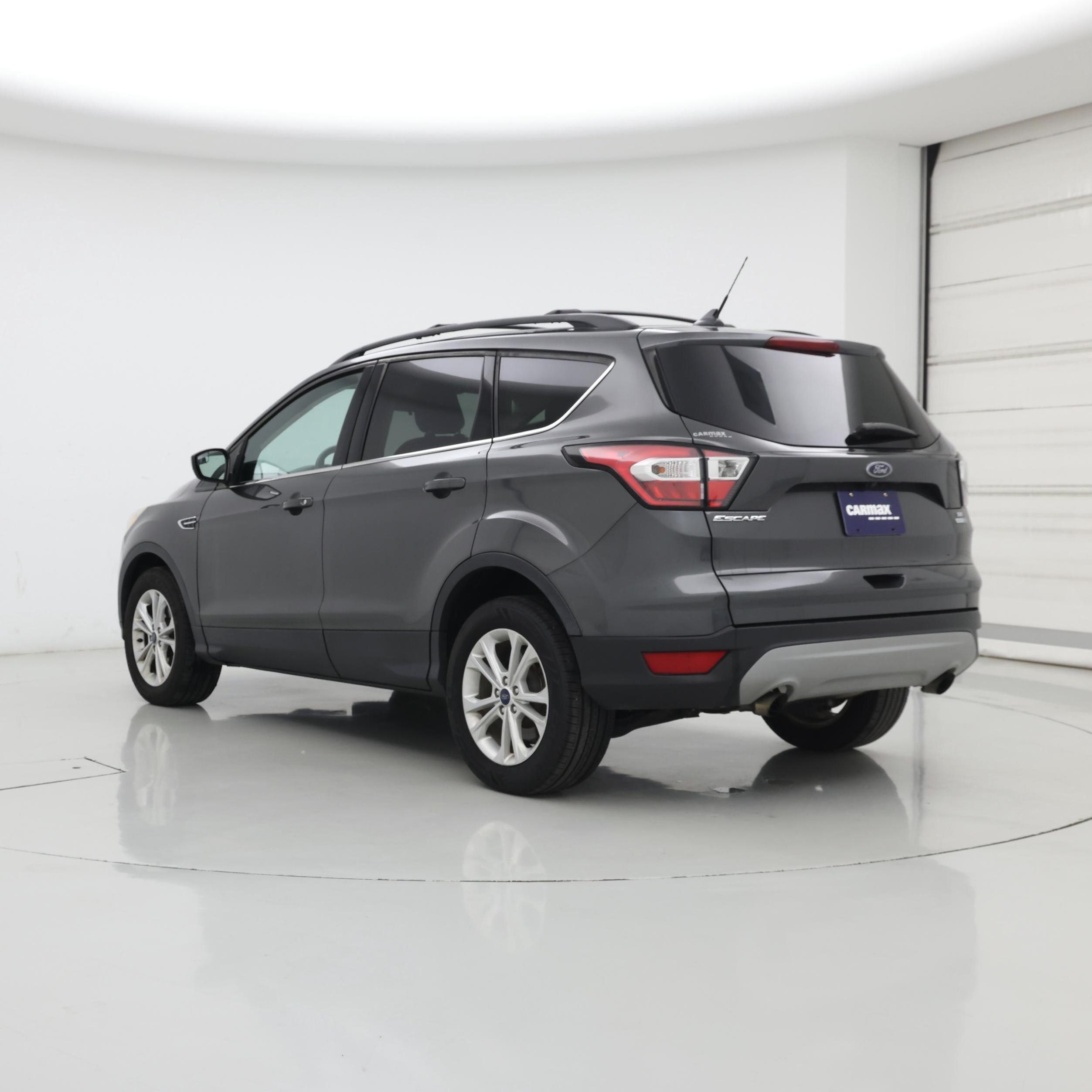 Thumbnail: 2018 Ford Escape - 2