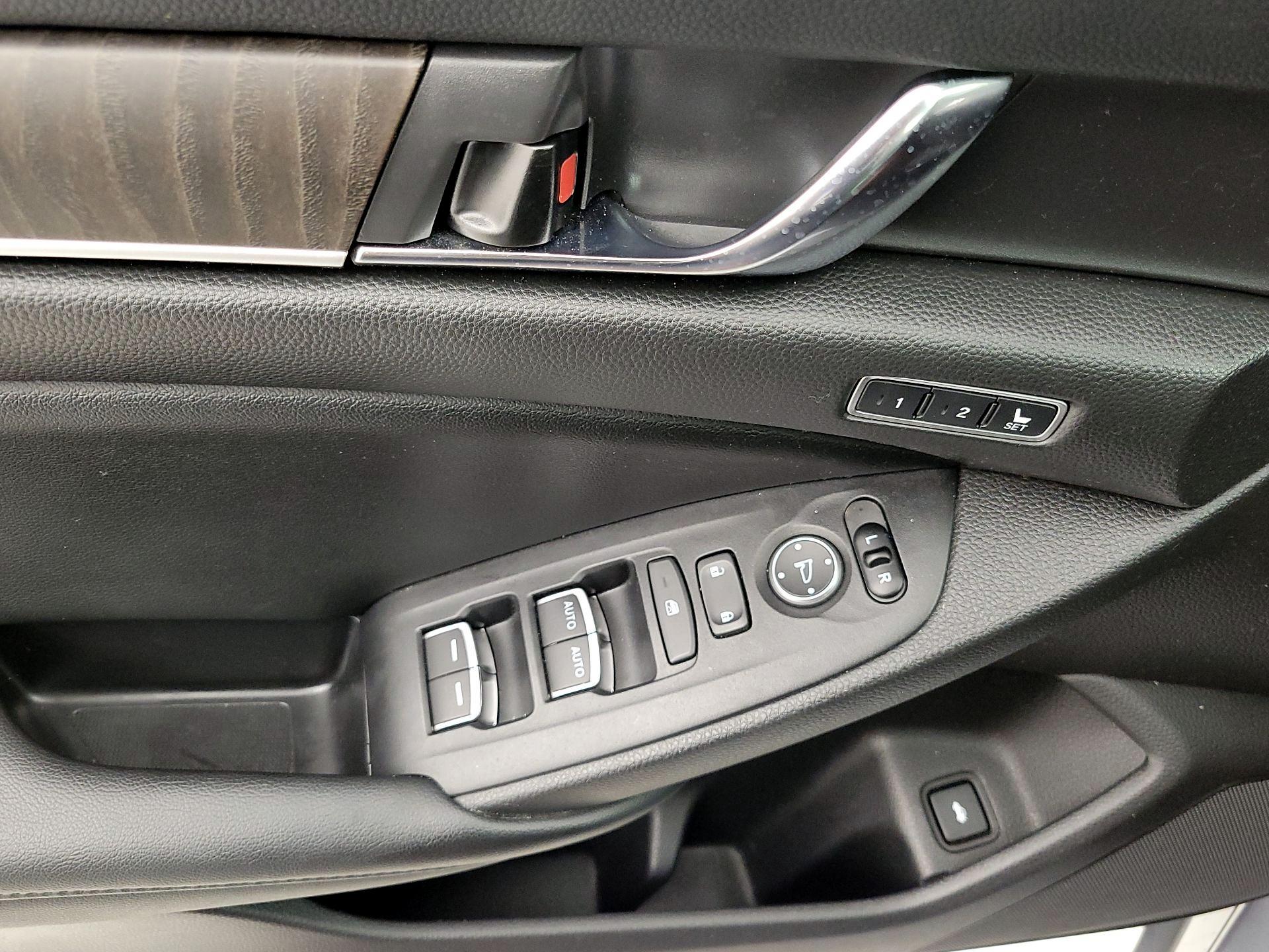 Thumbnail: 2021 Honda Accord - 12