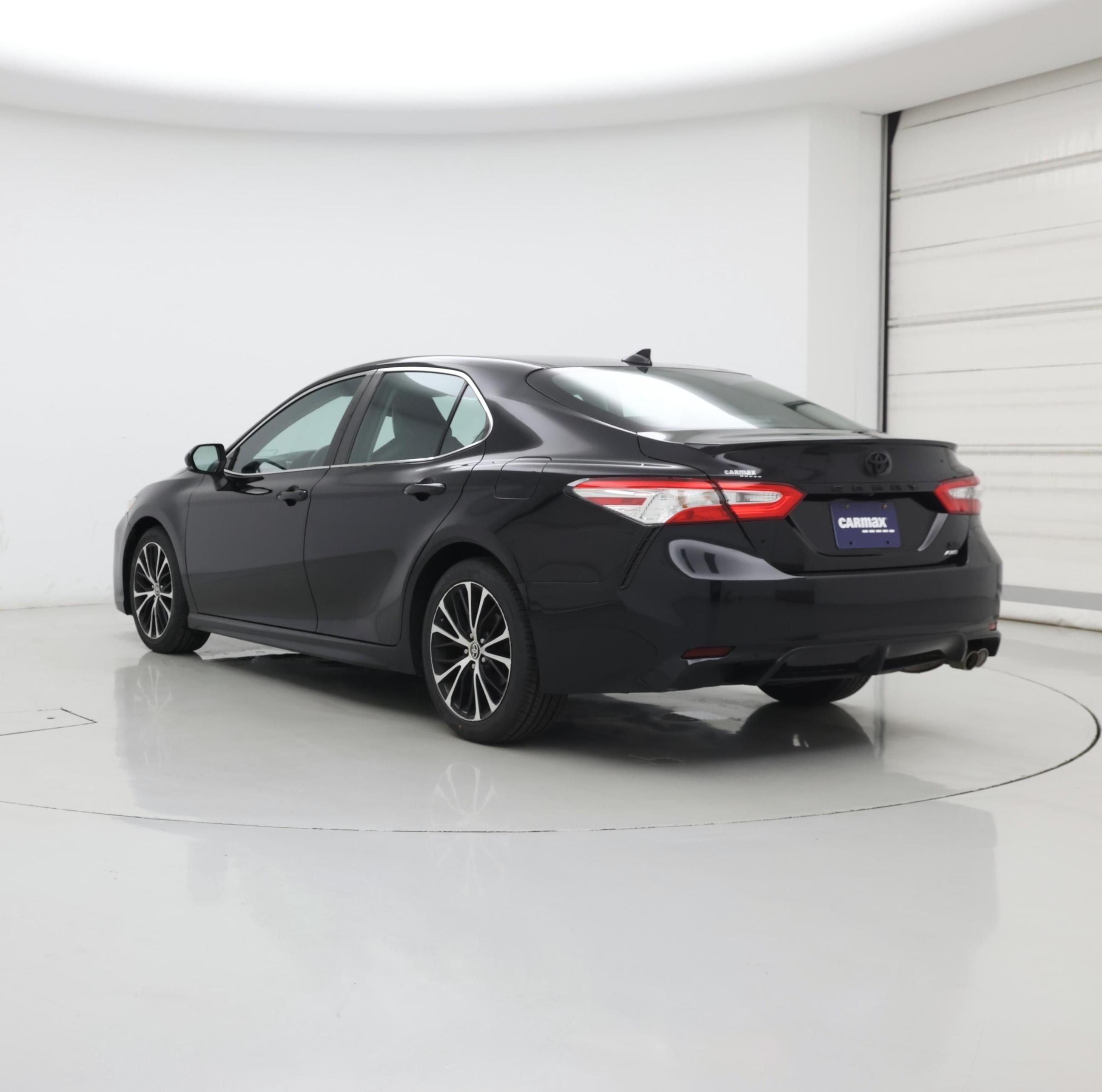 Thumbnail: 2020 Toyota Camry - 2