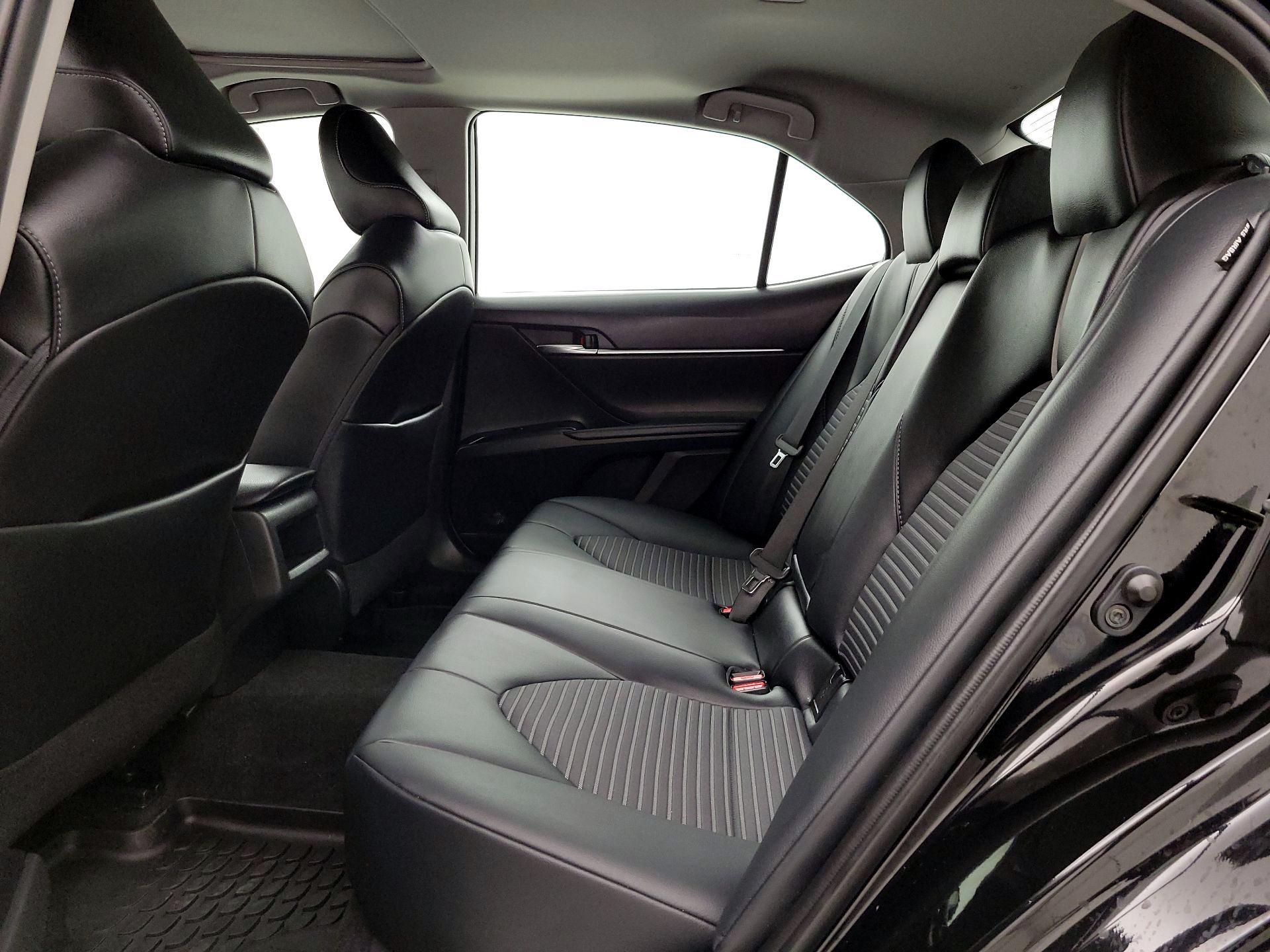 Thumbnail: 2020 Toyota Camry - 20