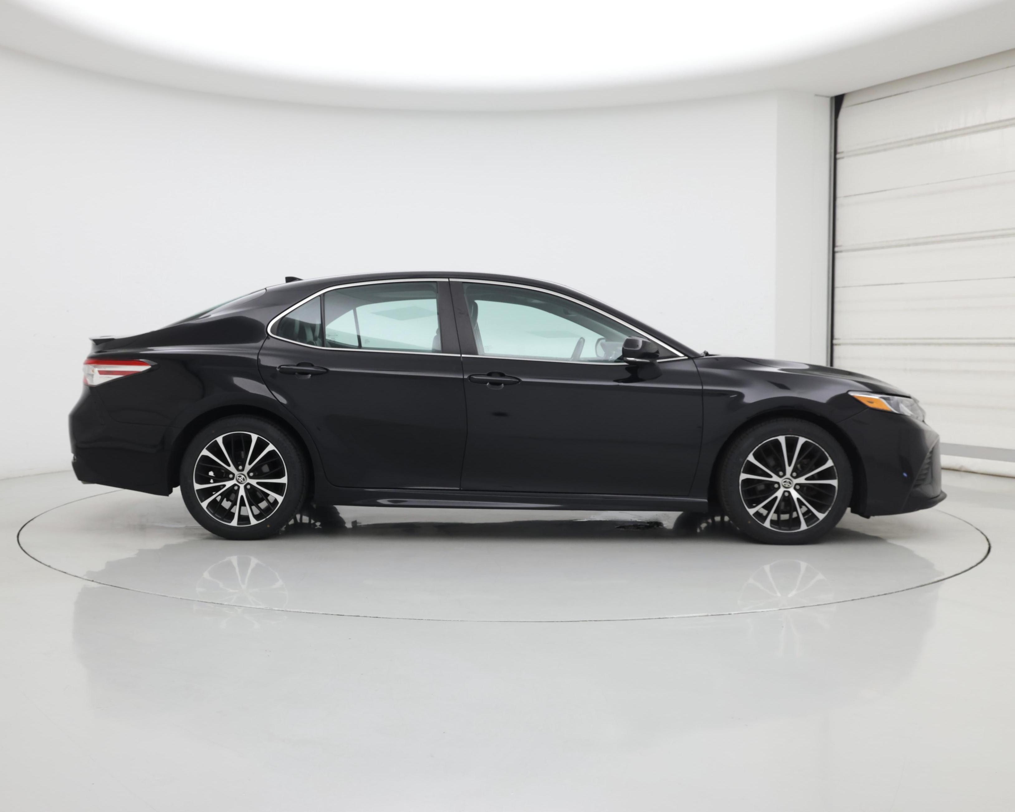Thumbnail: 2020 Toyota Camry - 7