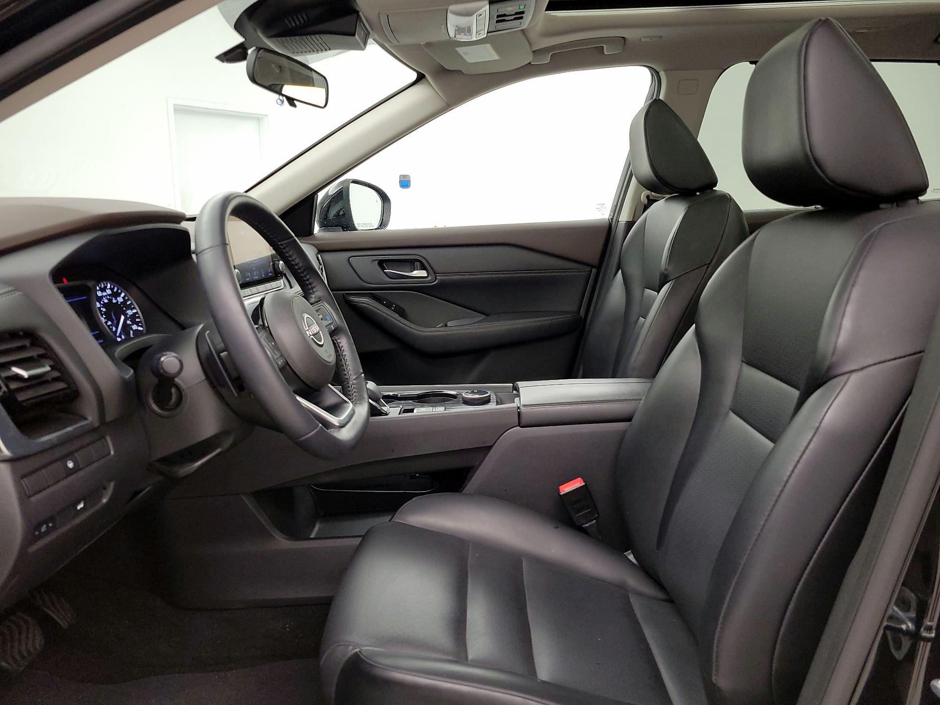 Thumbnail: 2022 Nissan Rogue - 11