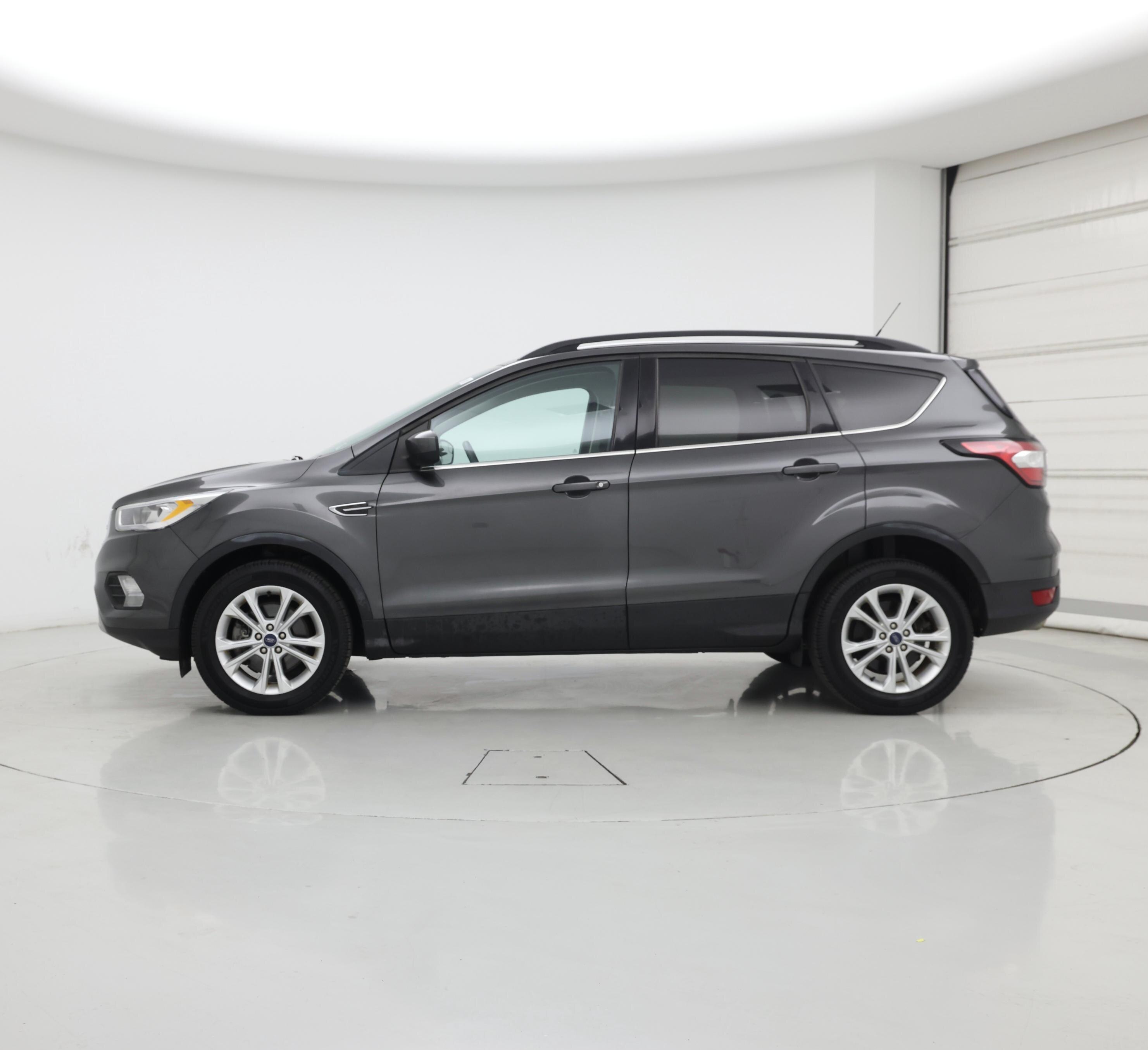 Thumbnail: 2018 Ford Escape - 3