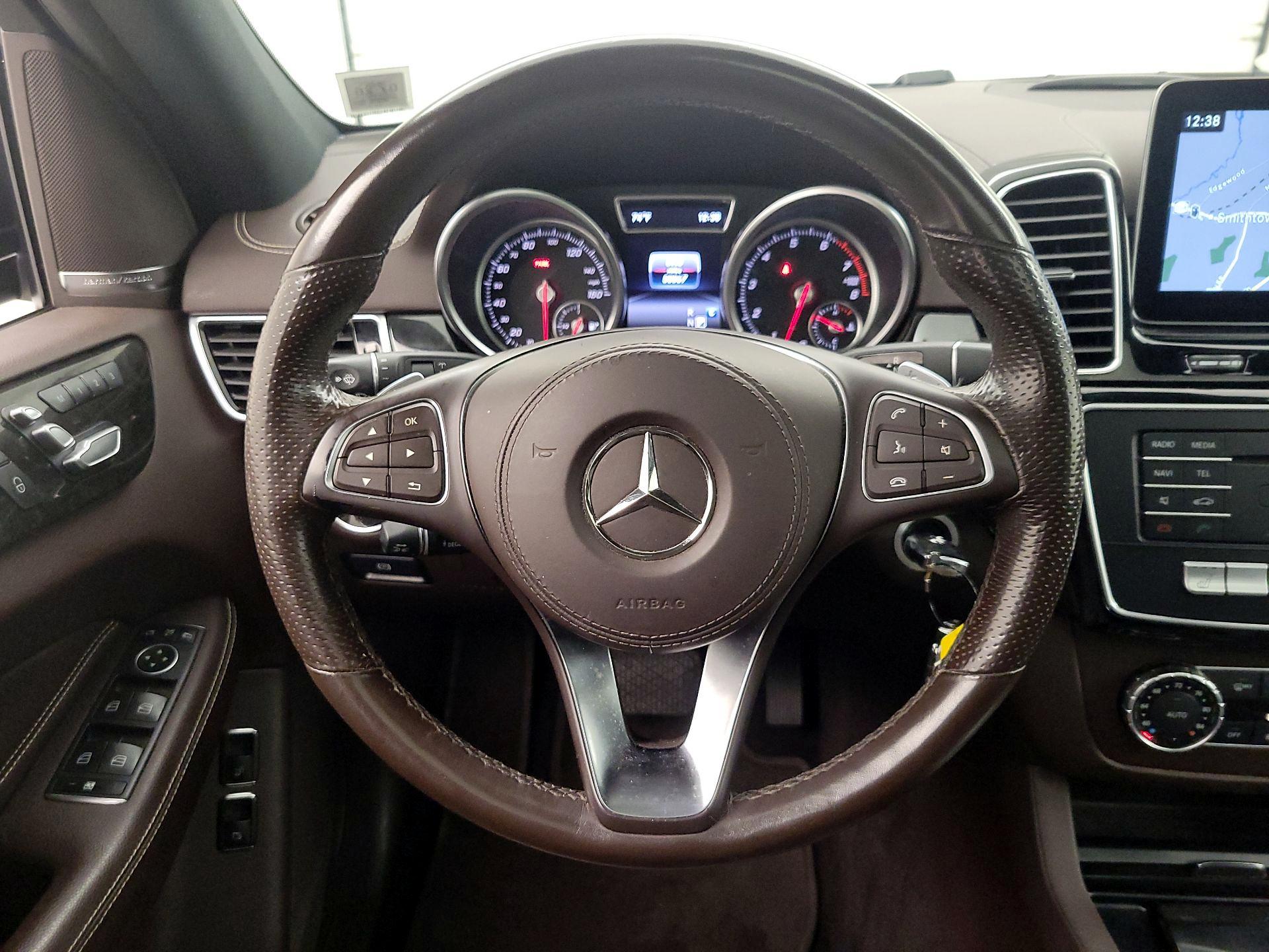 Thumbnail: 2018 Mercedes-Benz GLS - 10