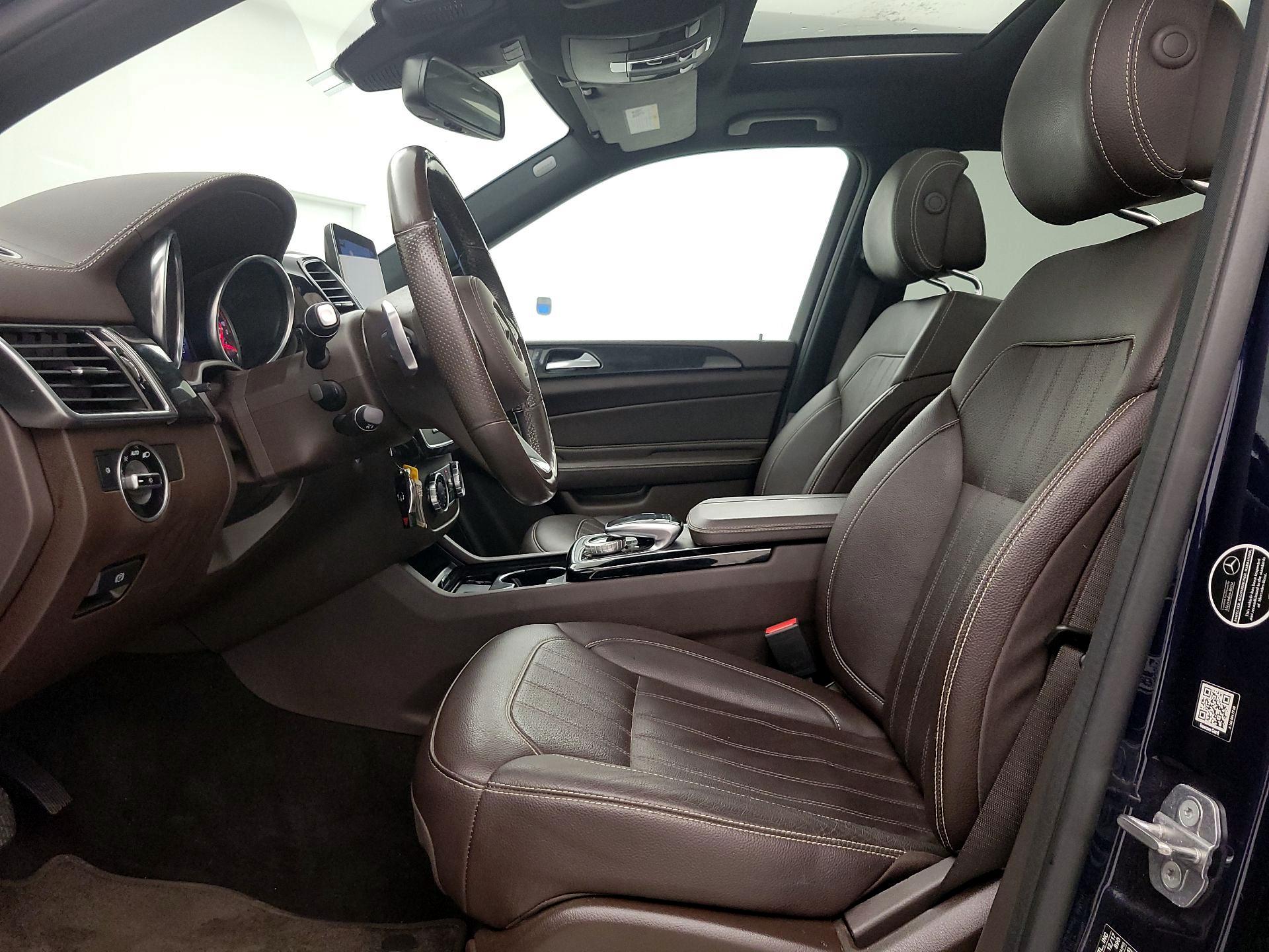 Thumbnail: 2018 Mercedes-Benz GLS - 11